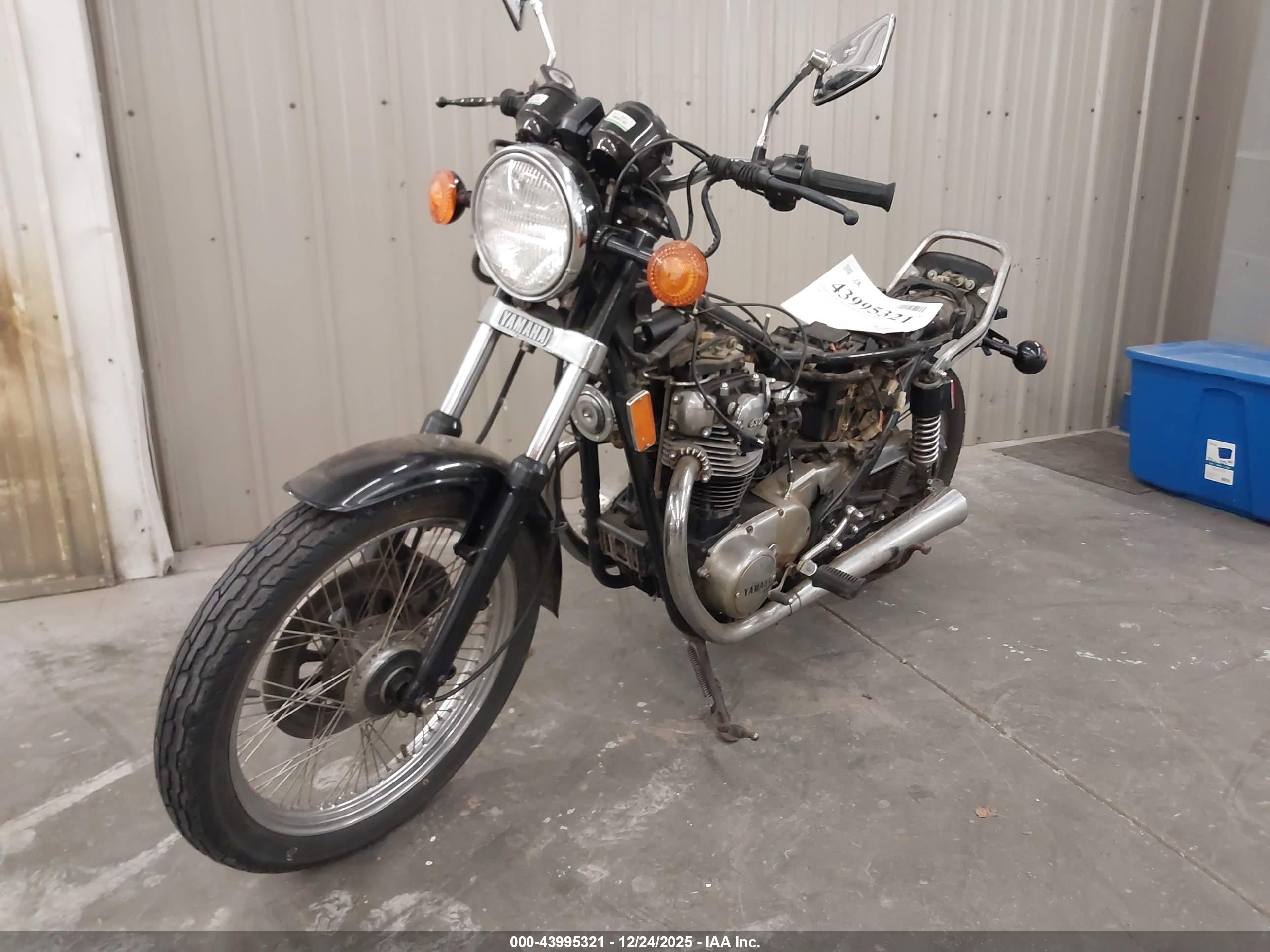 YAMAHA XS650 image 2