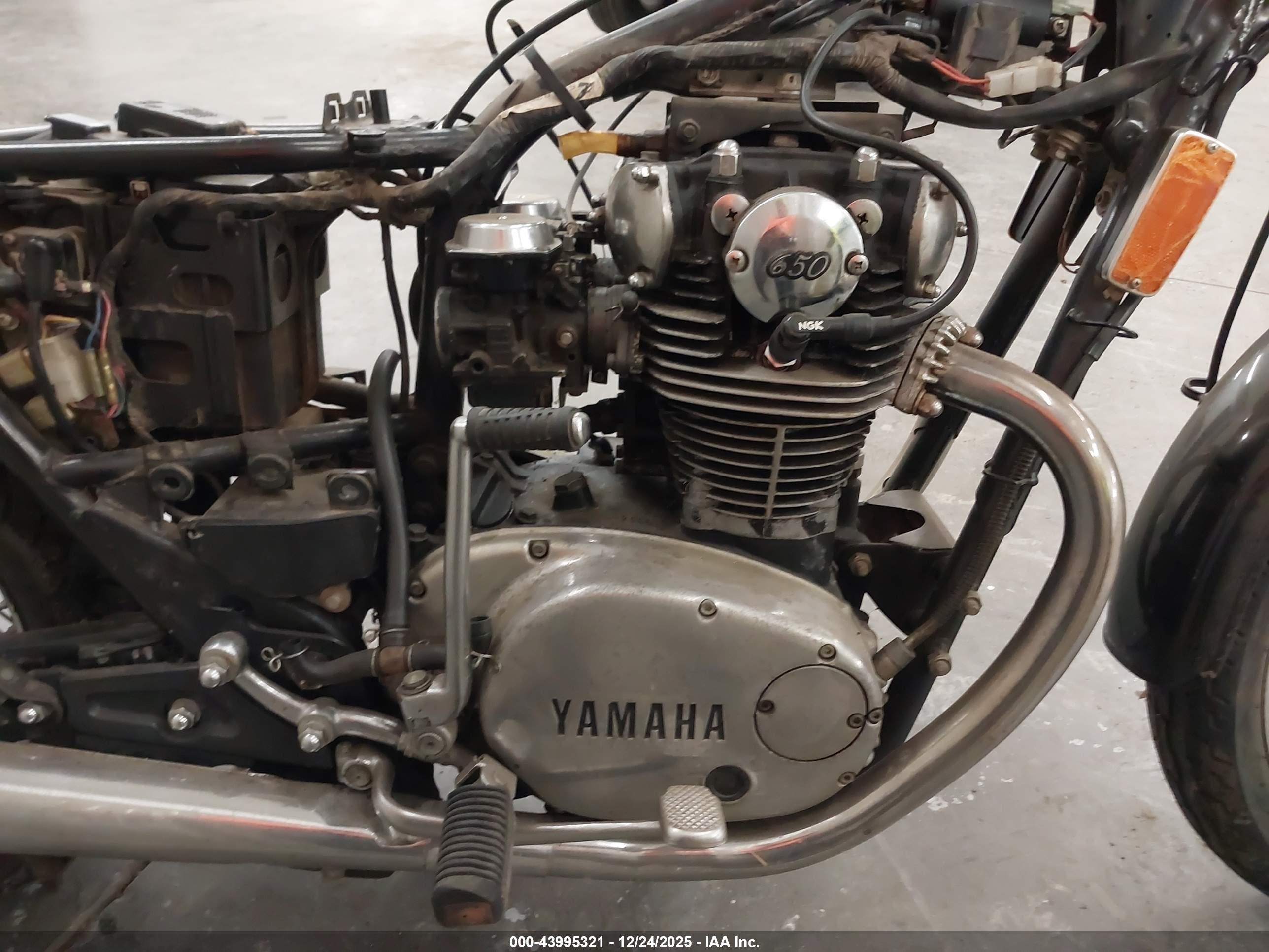 YAMAHA XS650 image 8