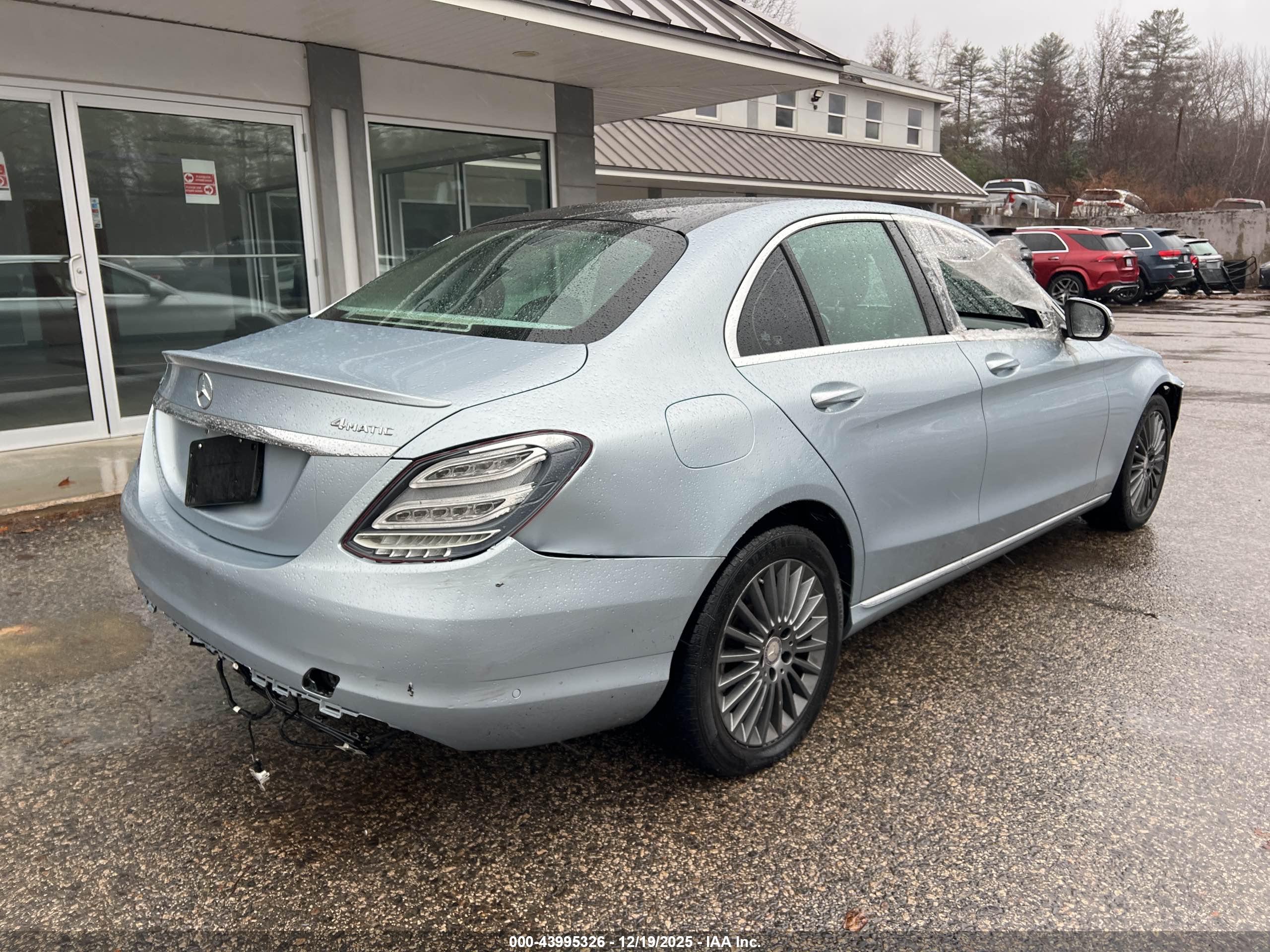 MERCEDES-BENZ C image 4