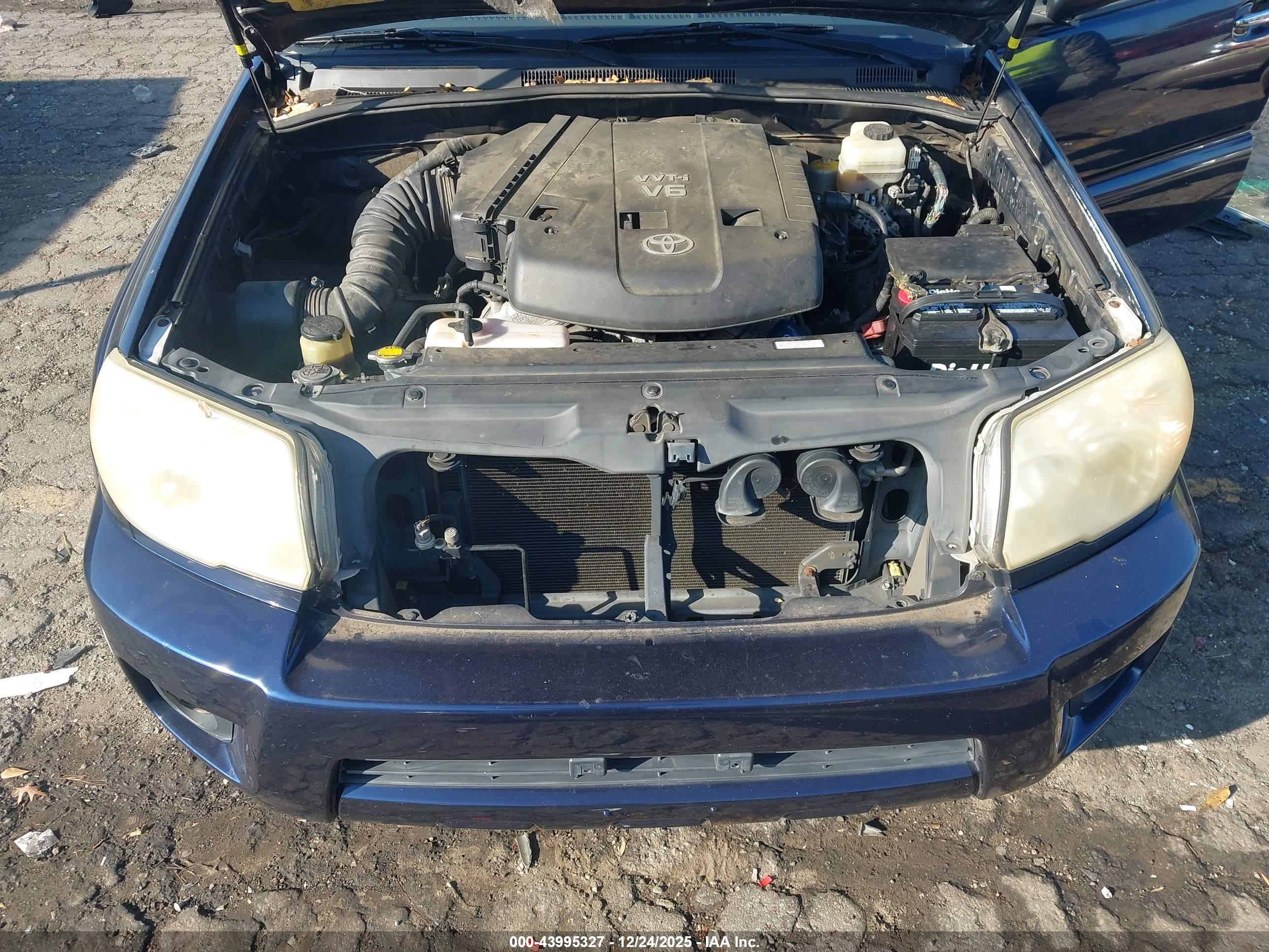 TOYOTA 4RUNNER image 10