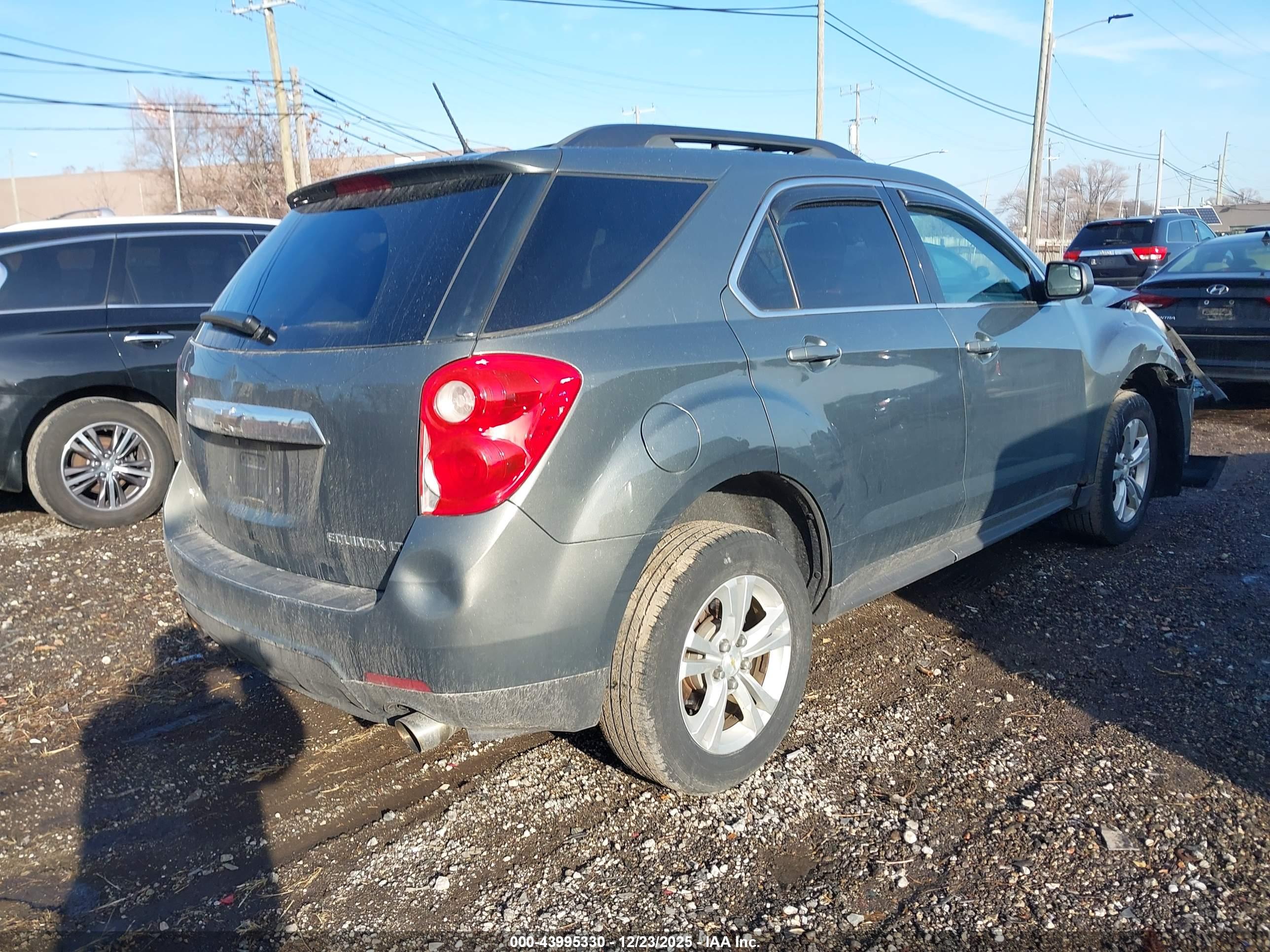 CHEVROLET EQUINOX image 4