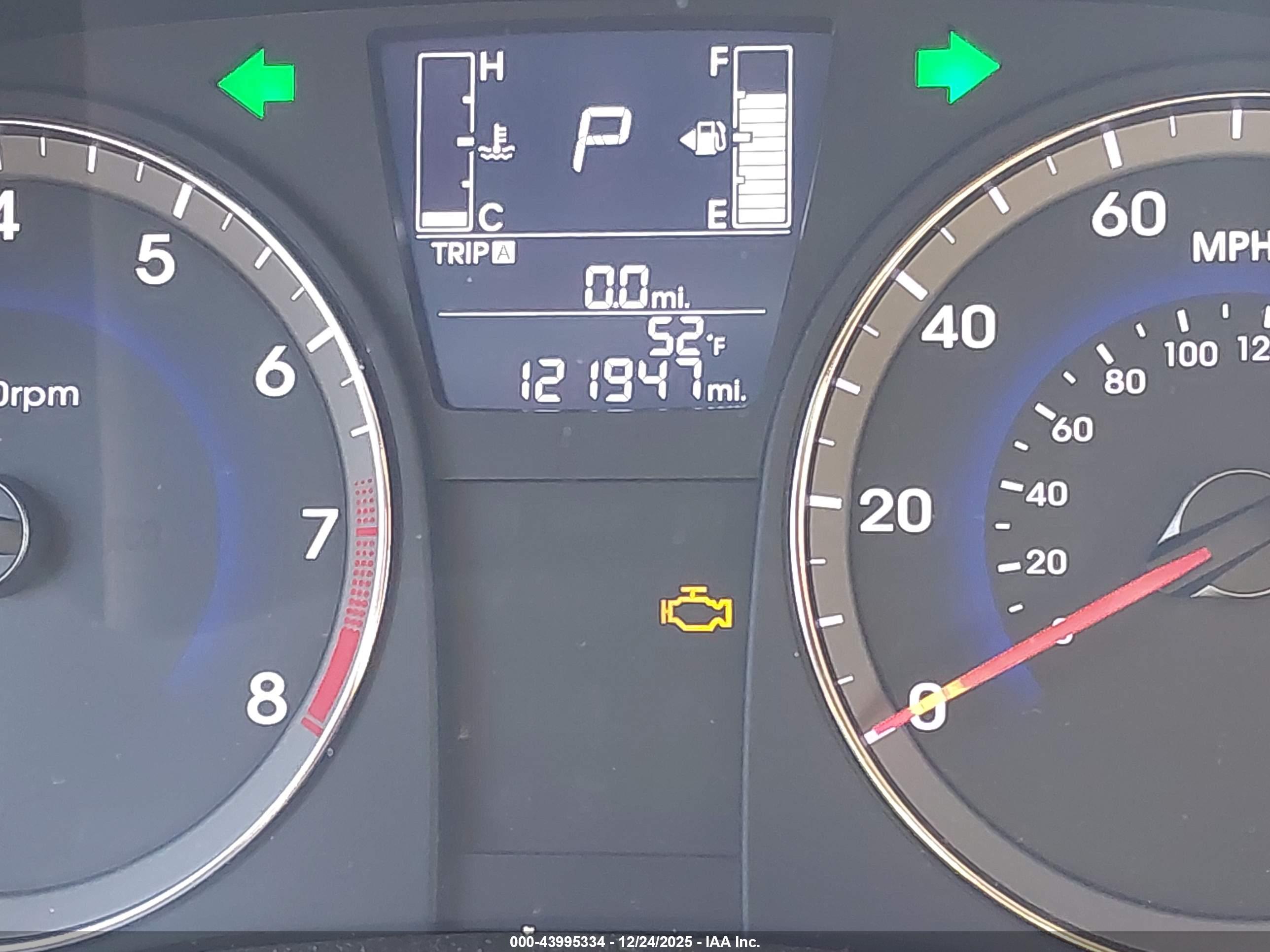 HYUNDAI ACCENT image 7