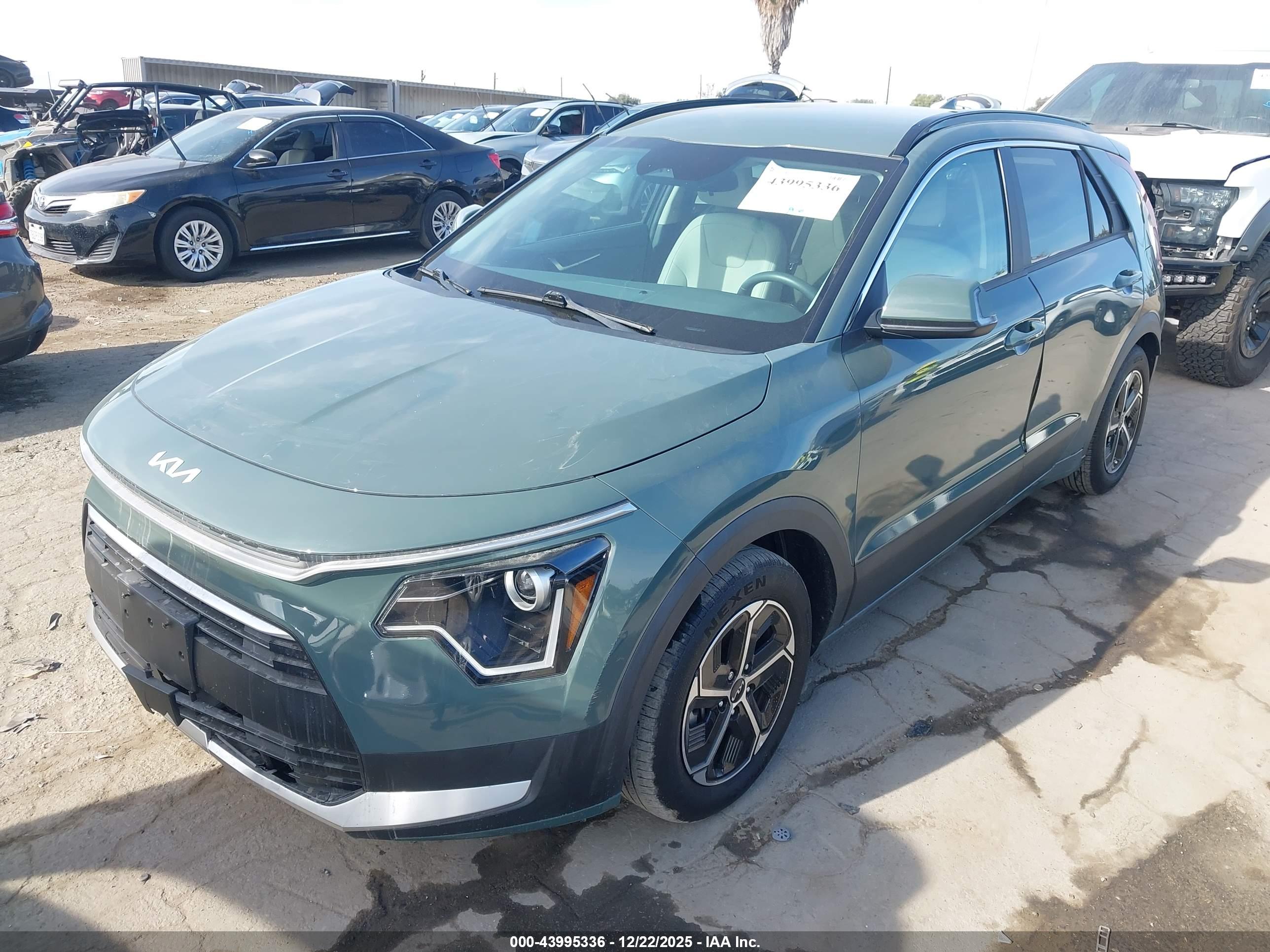 KIA NIRO image 2