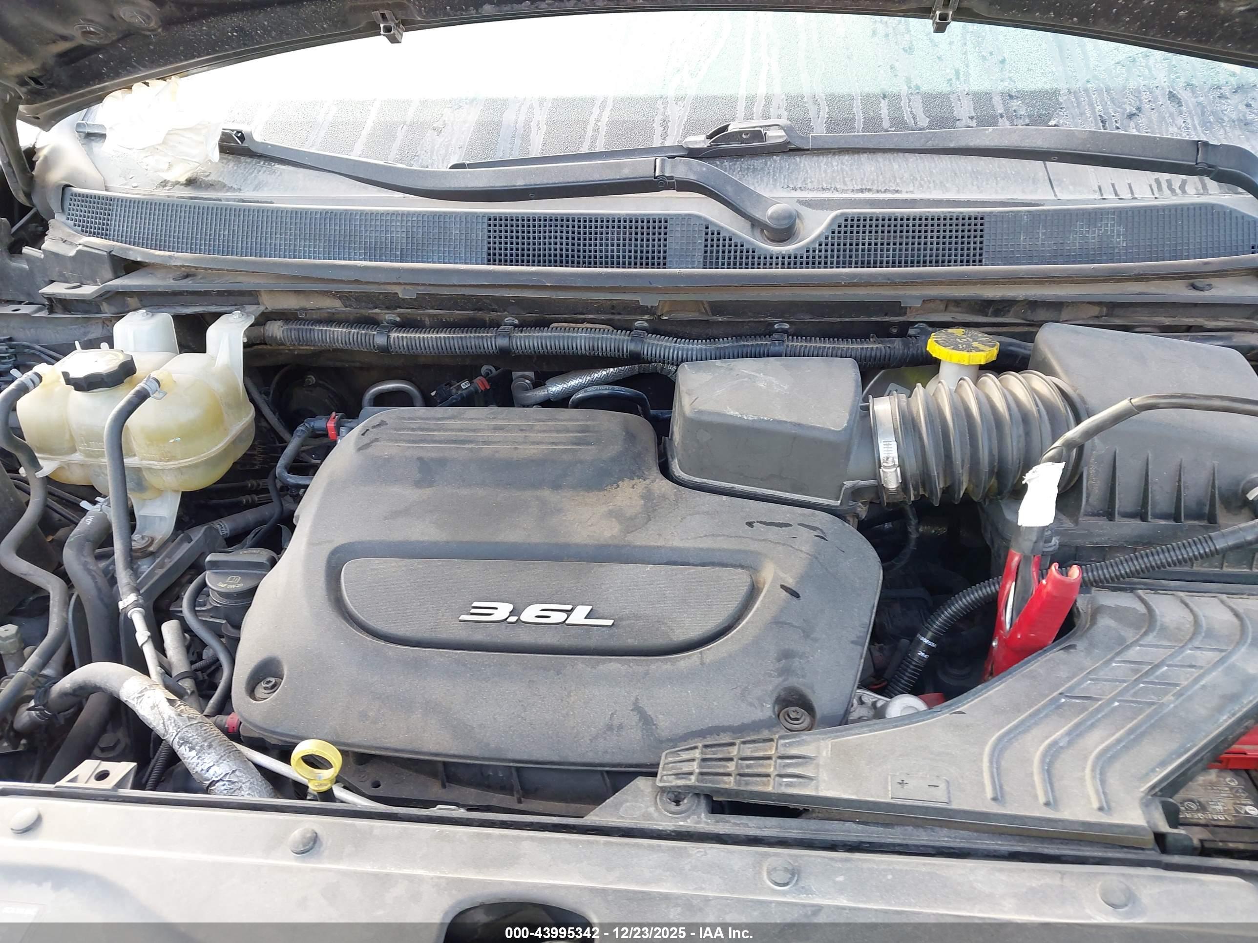 CHRYSLER PACIFICA image 10