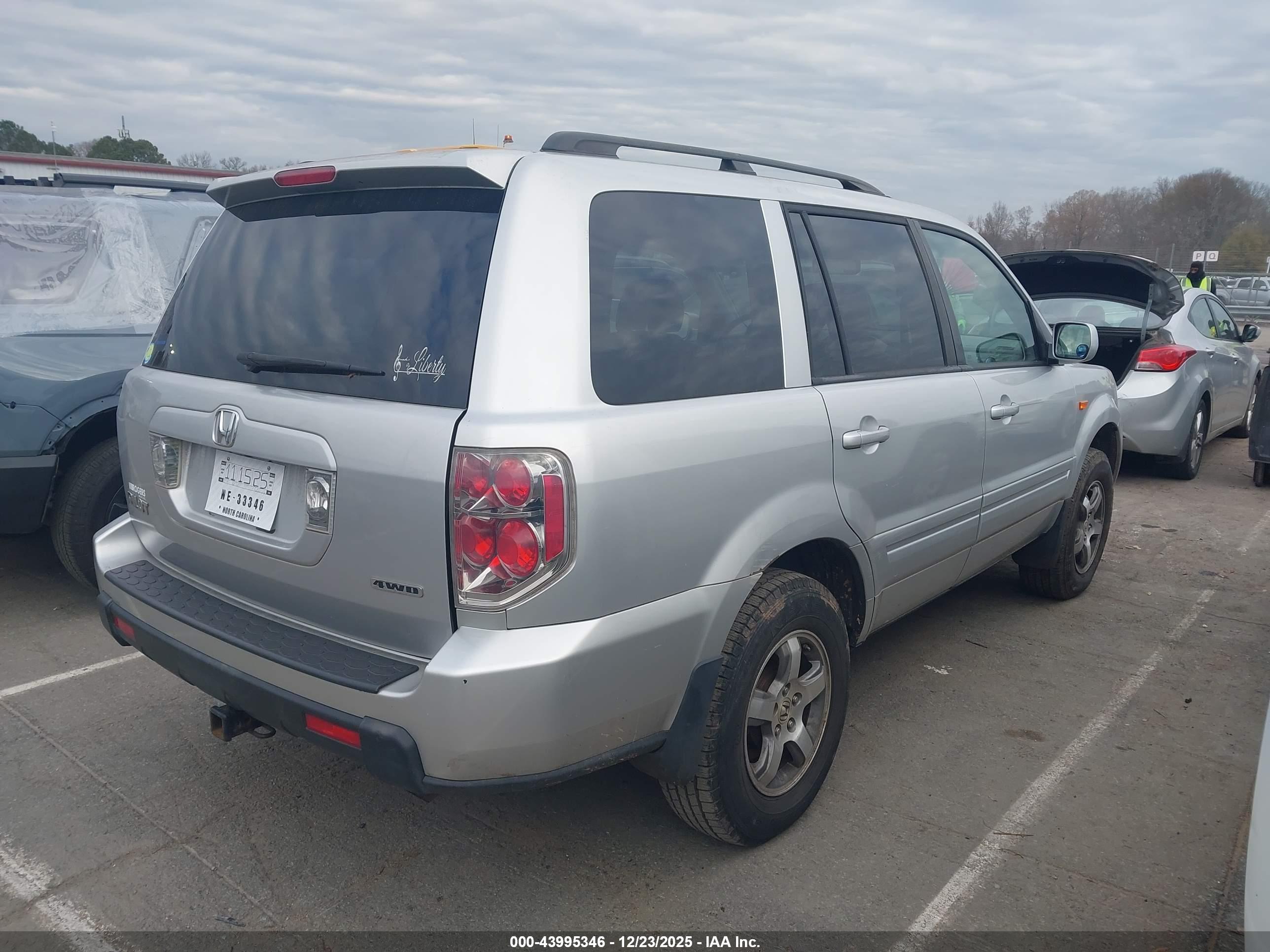 HONDA PILOT image 4