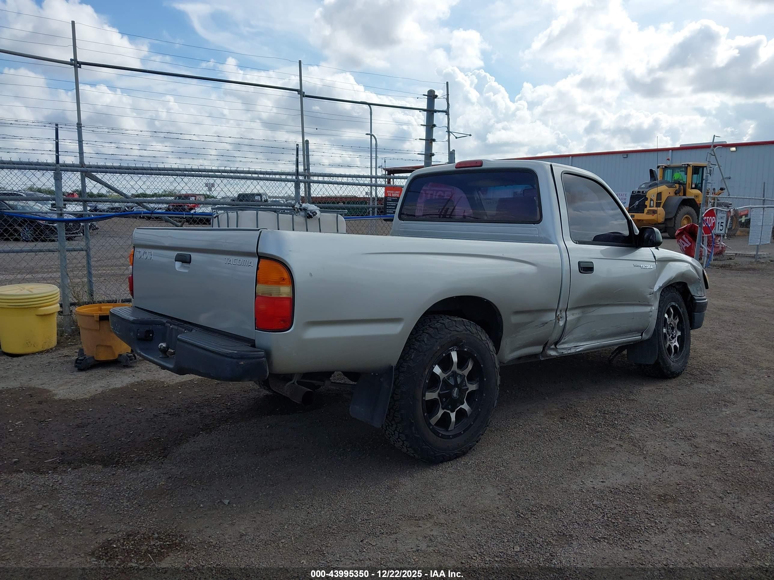 TOYOTA TACOMA image 4