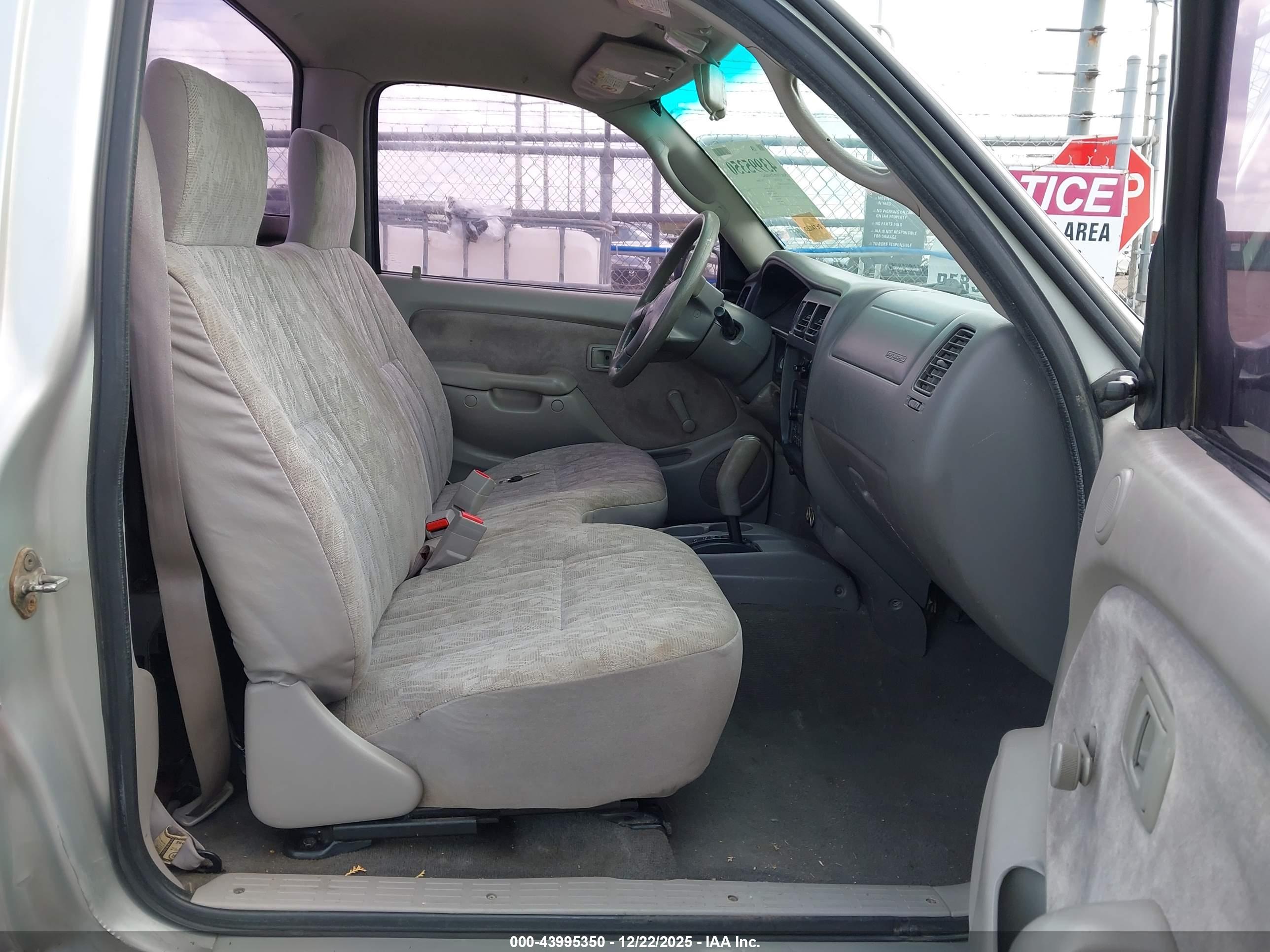 TOYOTA TACOMA image 5