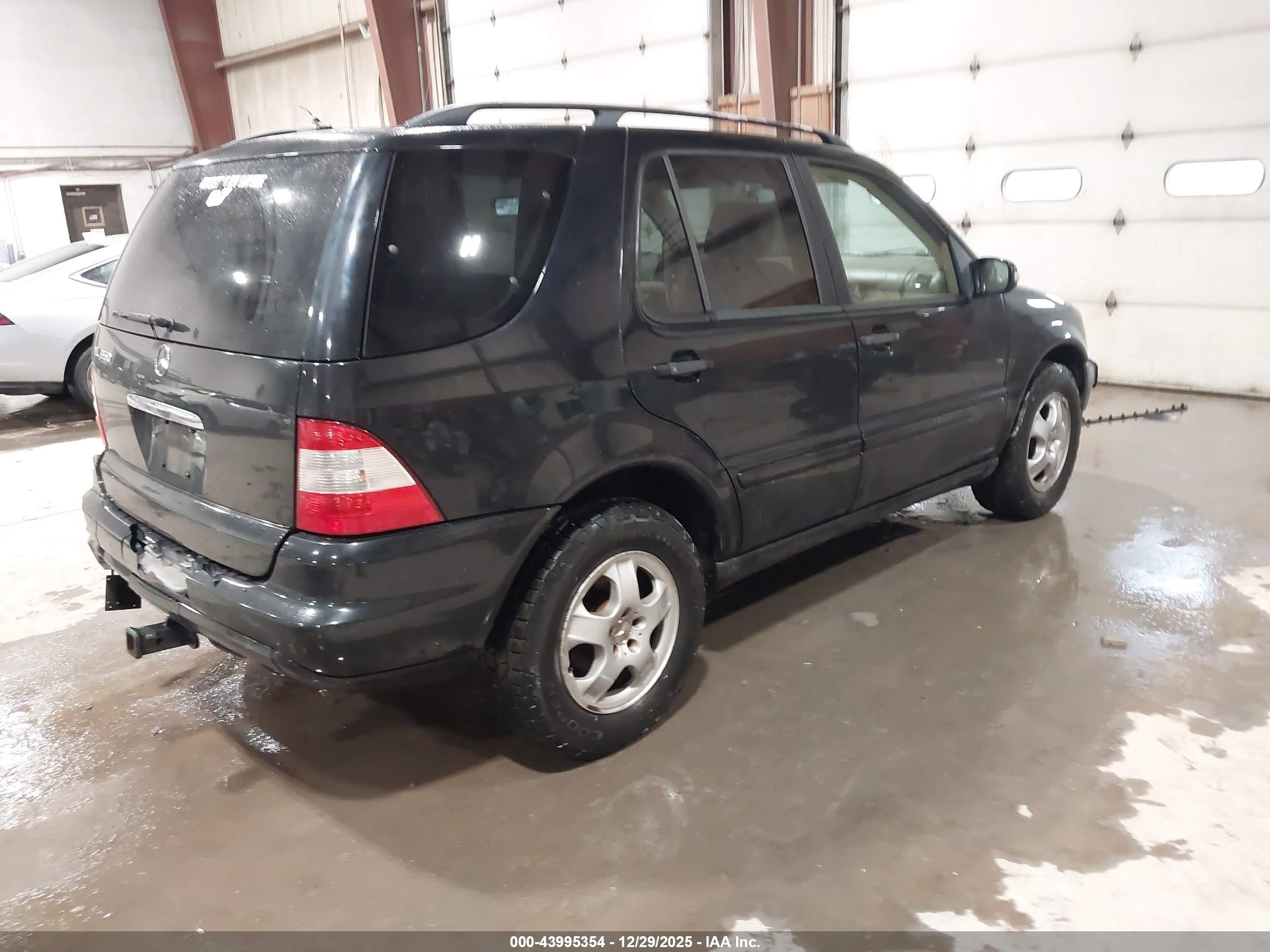 MERCEDES-BENZ ML image 4
