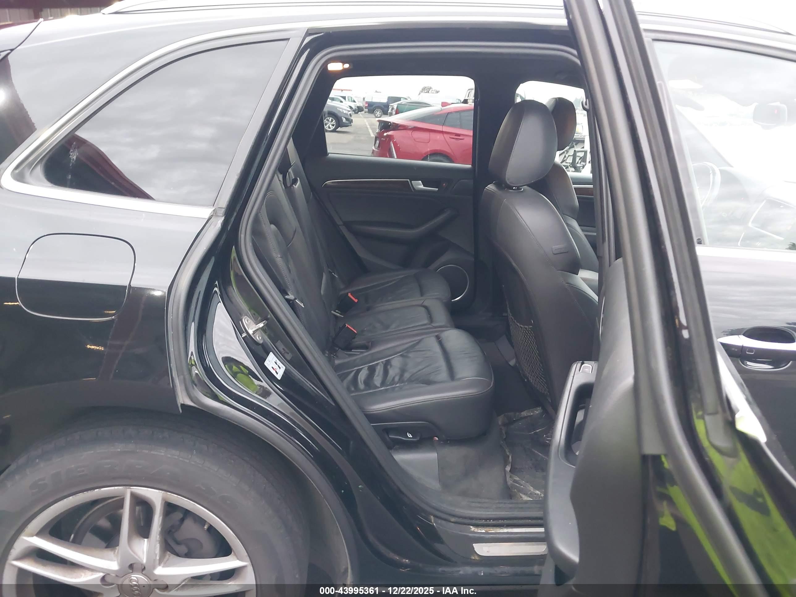 AUDI Q5 image 8