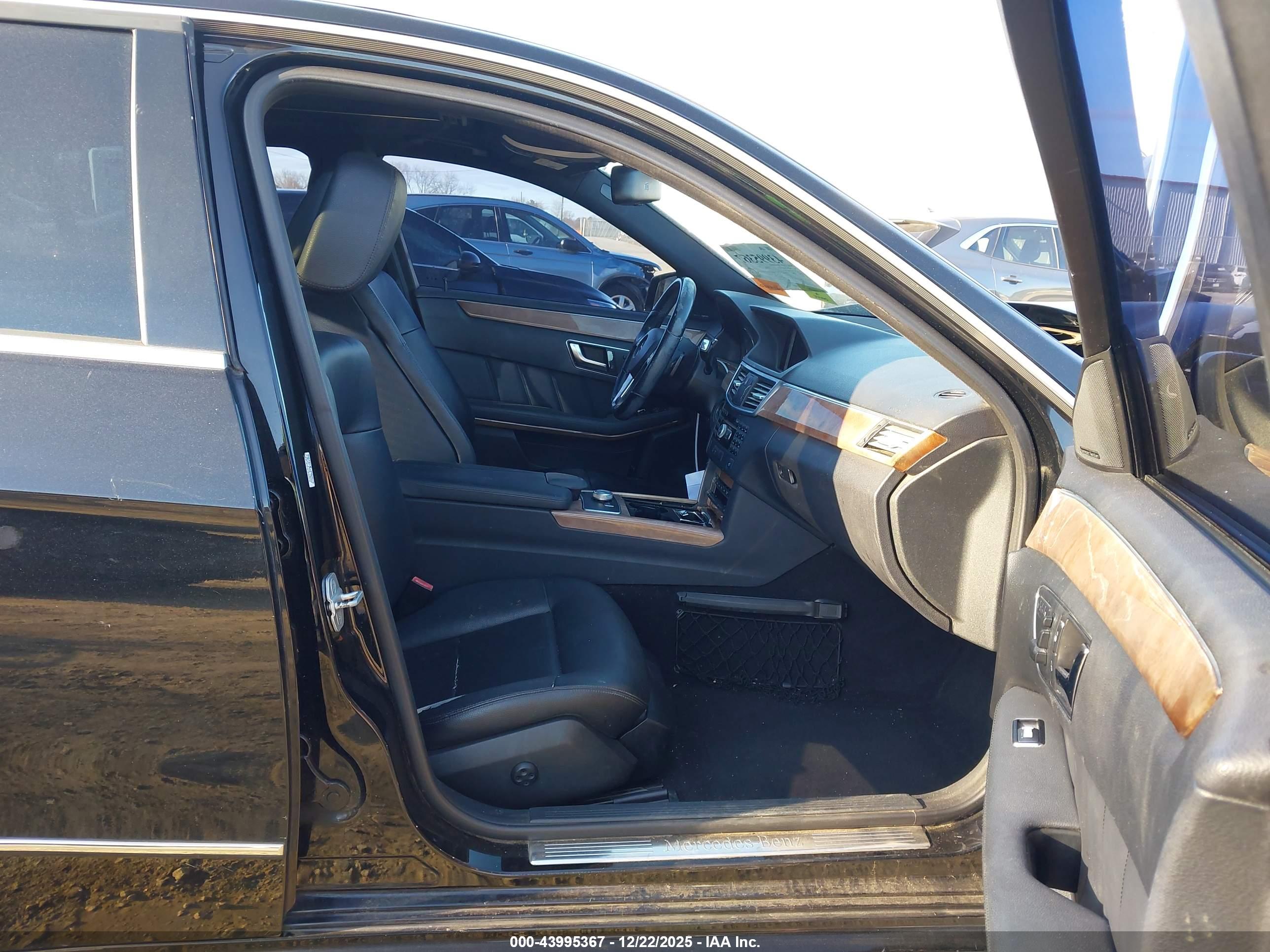 MERCEDES-BENZ E image 5