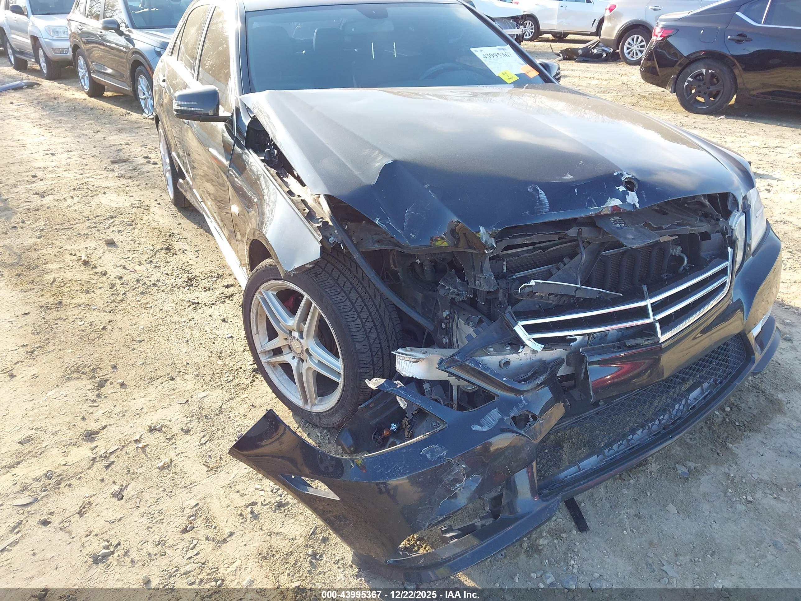 MERCEDES-BENZ E image 6