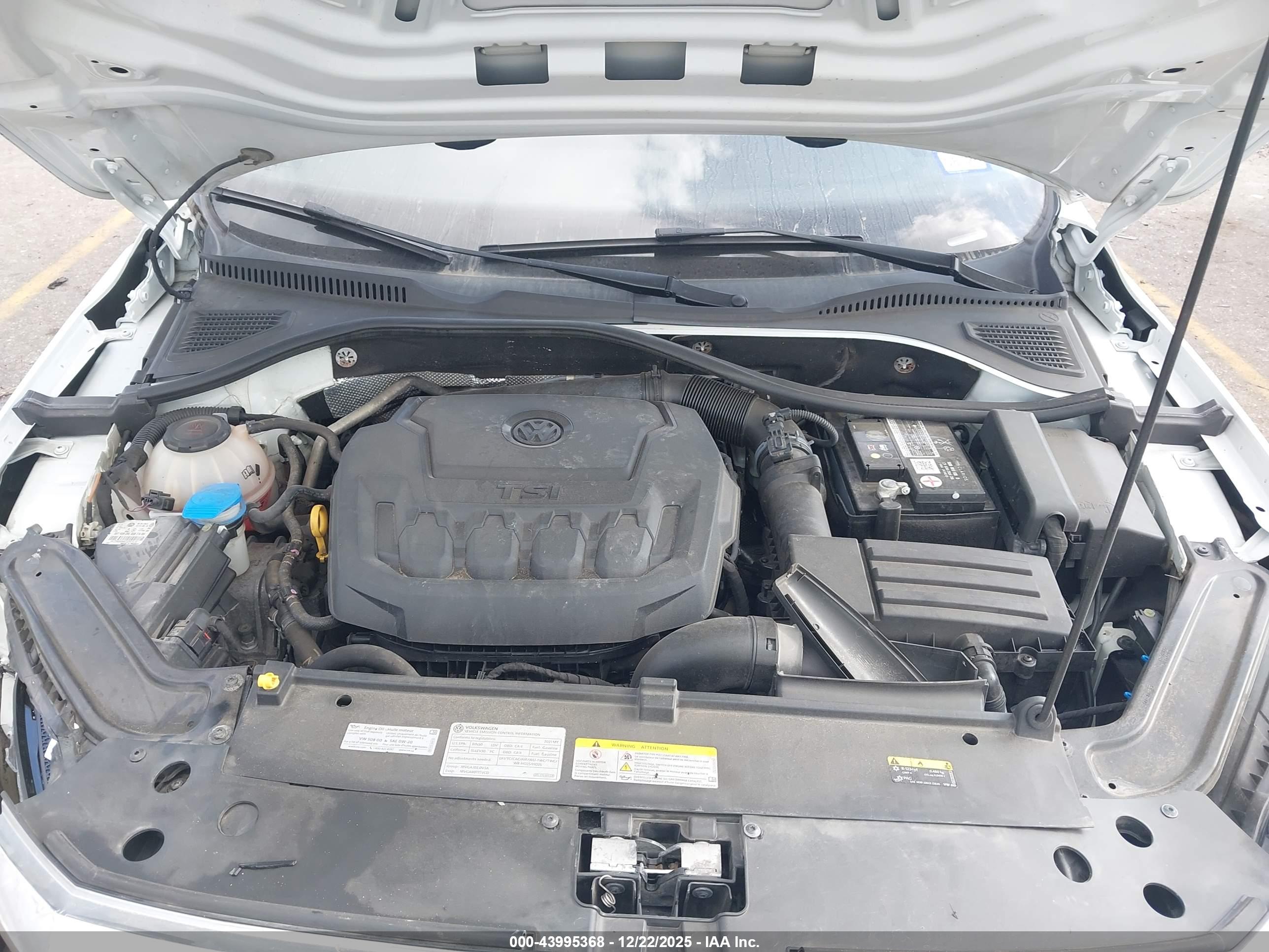 VOLKSWAGEN PASSAT image 10