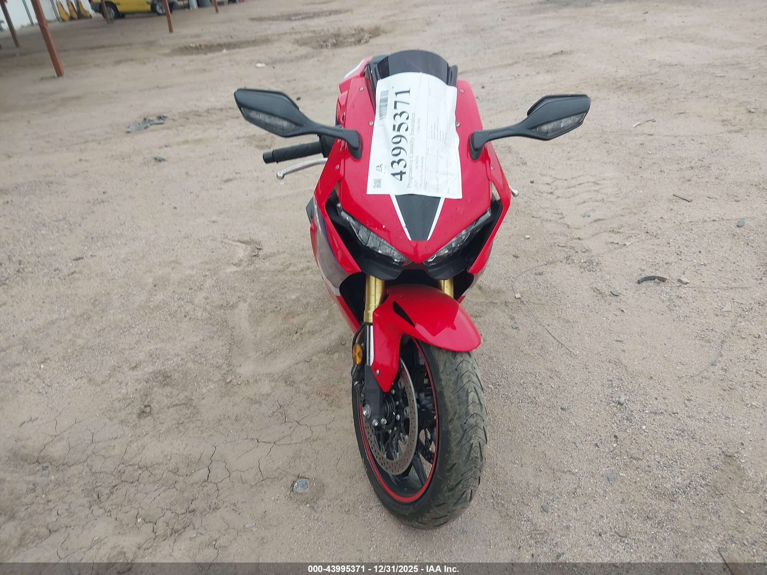 HONDA CBR1000 image 5