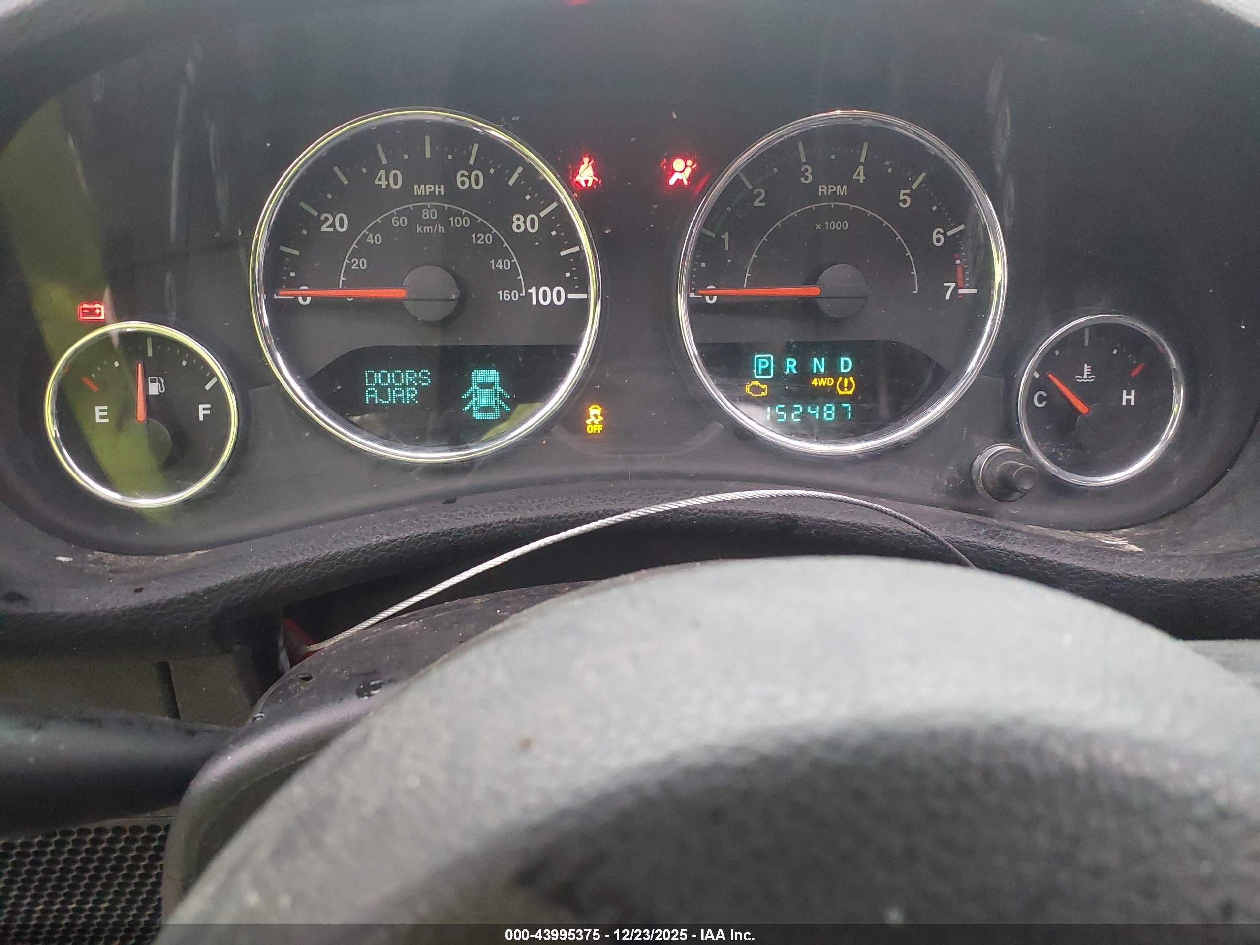 JEEP WRANGLER image 7