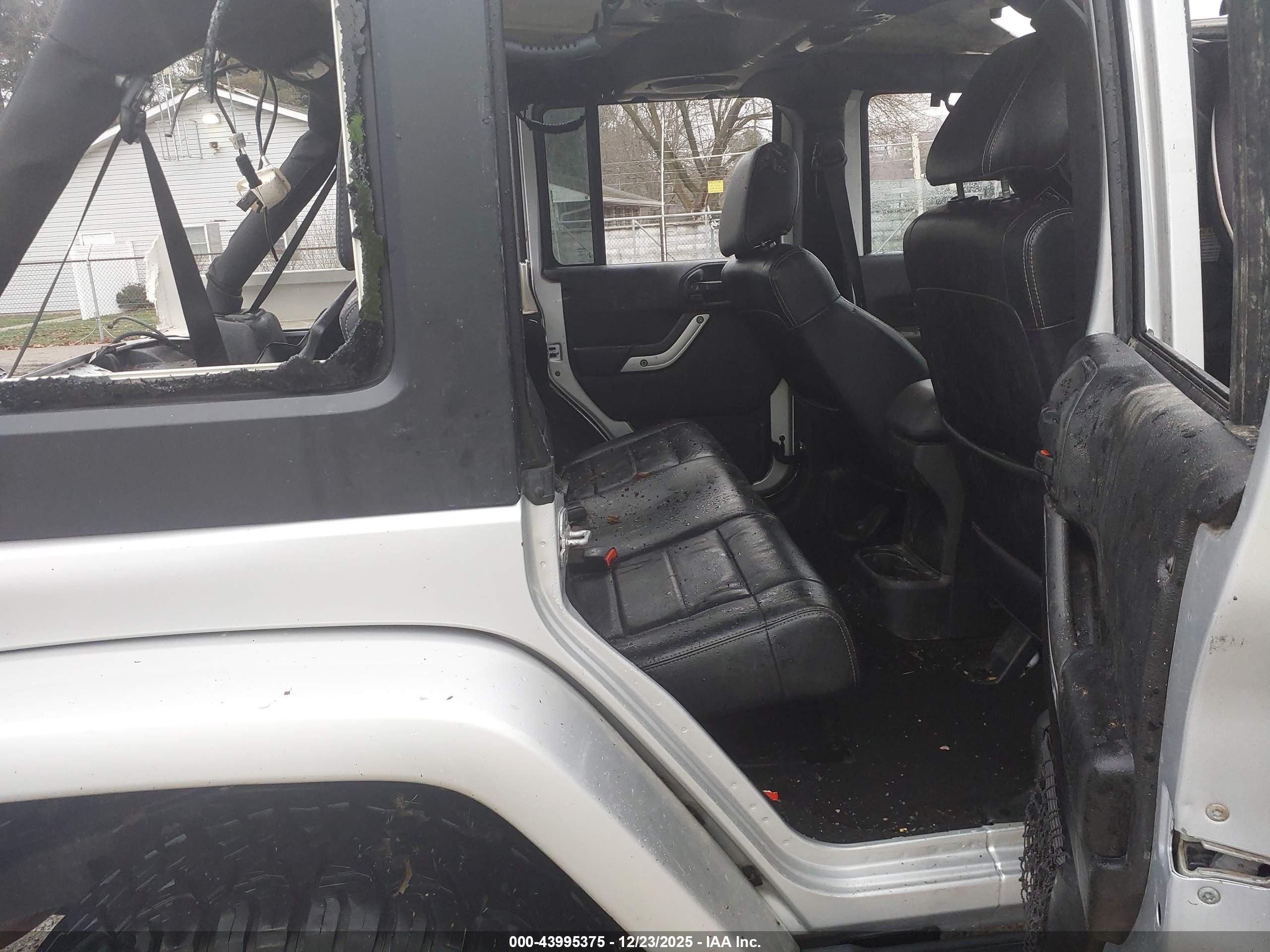 JEEP WRANGLER image 8