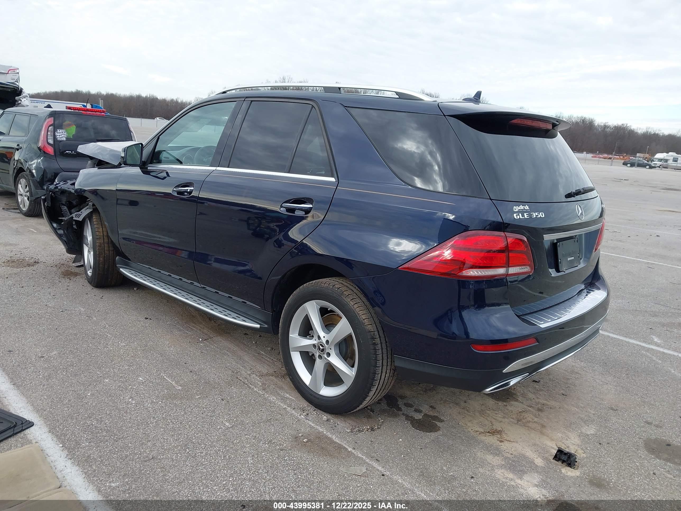 MERCEDES-BENZ GLE image 3