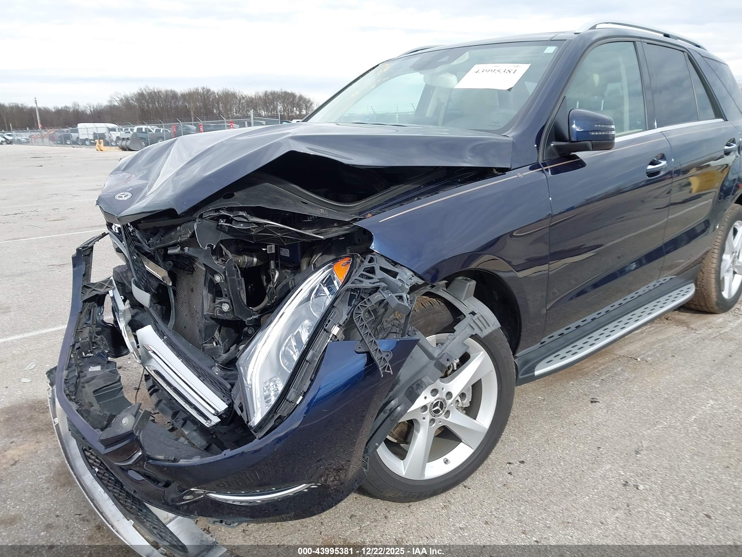MERCEDES-BENZ GLE image 6
