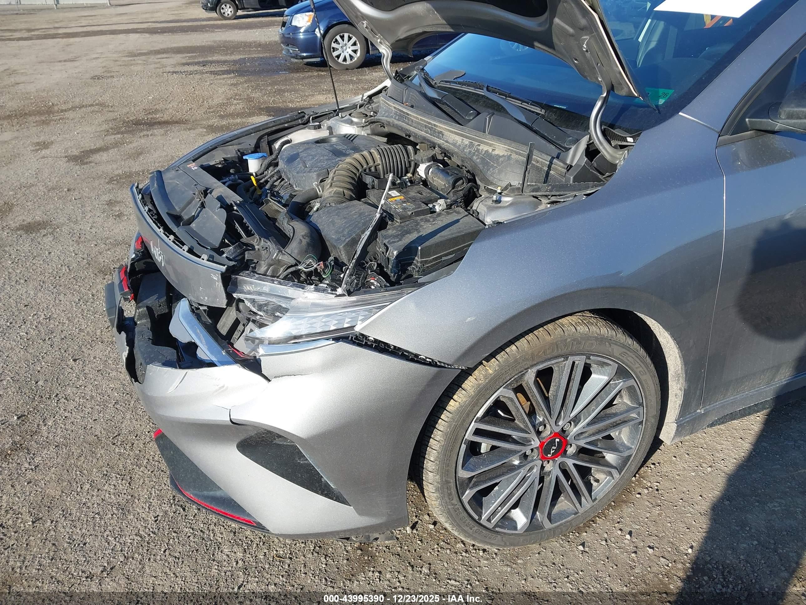 KIA FORTE image 6
