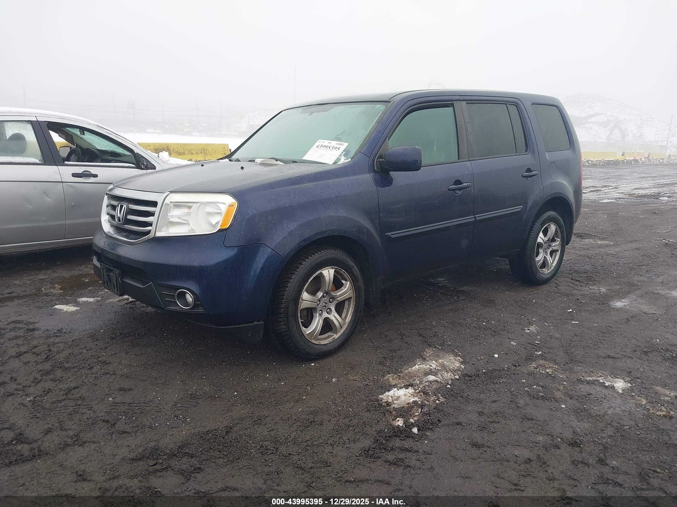 HONDA PILOT image 2