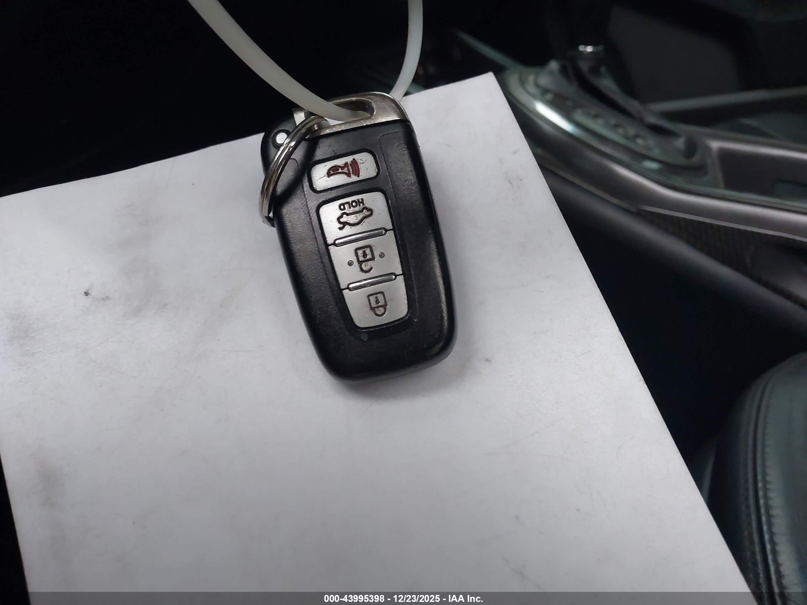 KIA SPORTAGE image 11