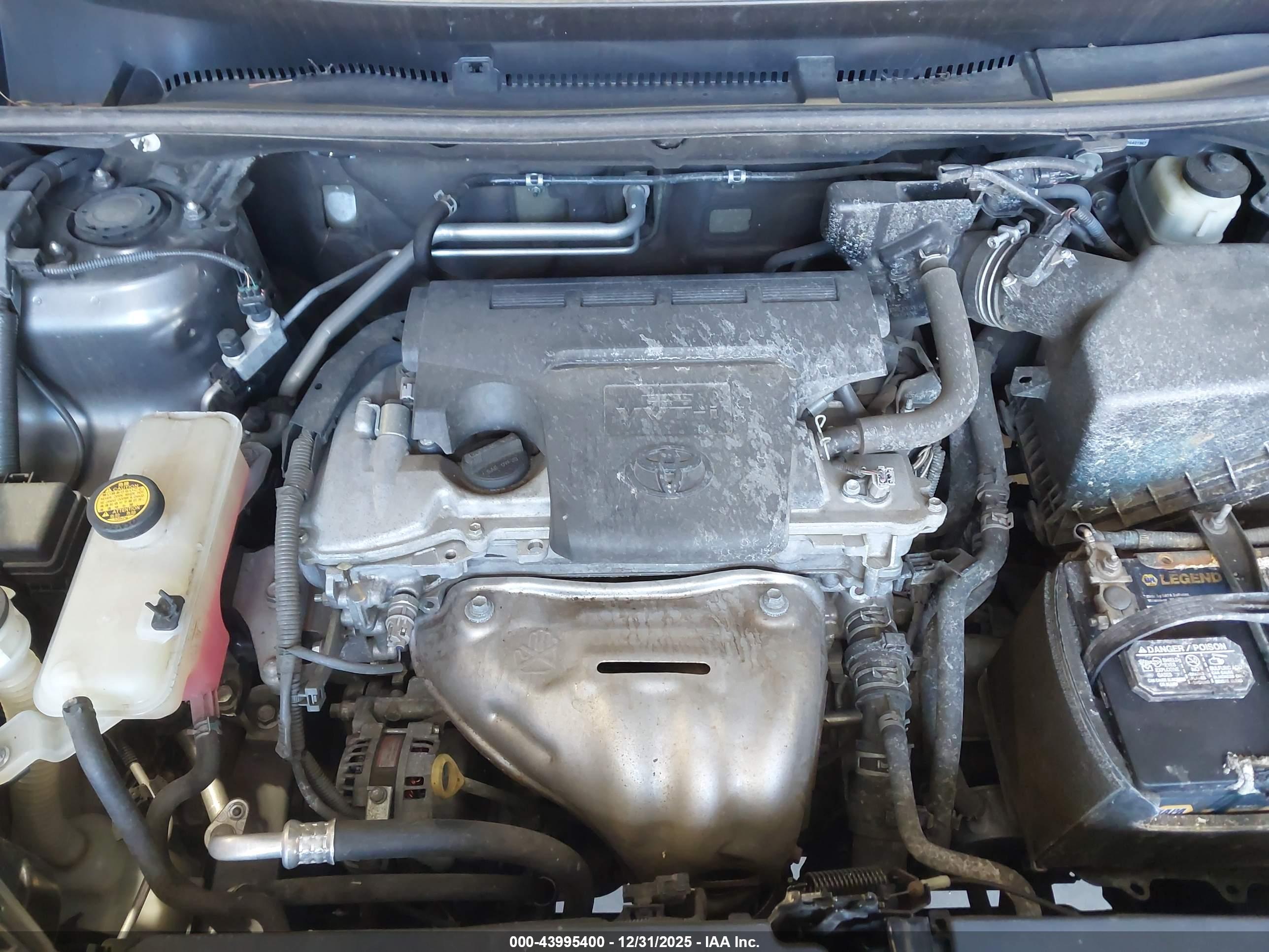 TOYOTA RAV4 image 10