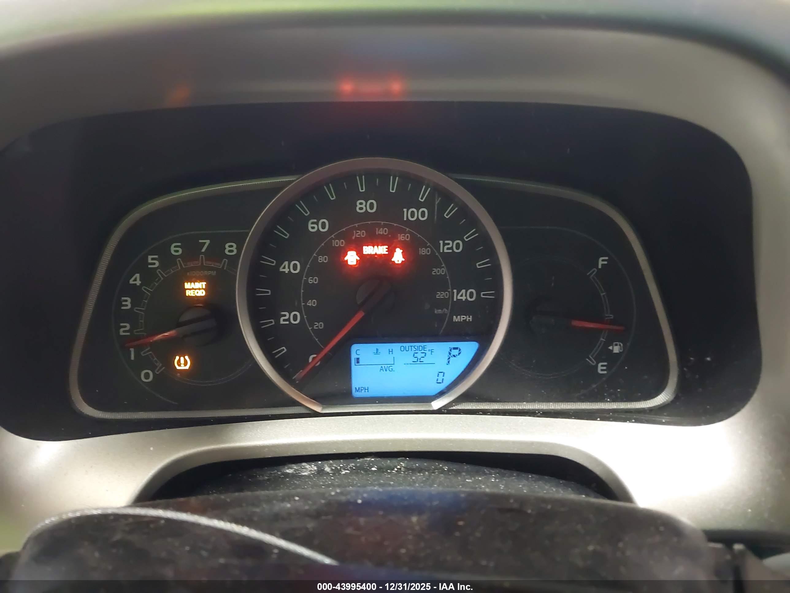 TOYOTA RAV4 image 7