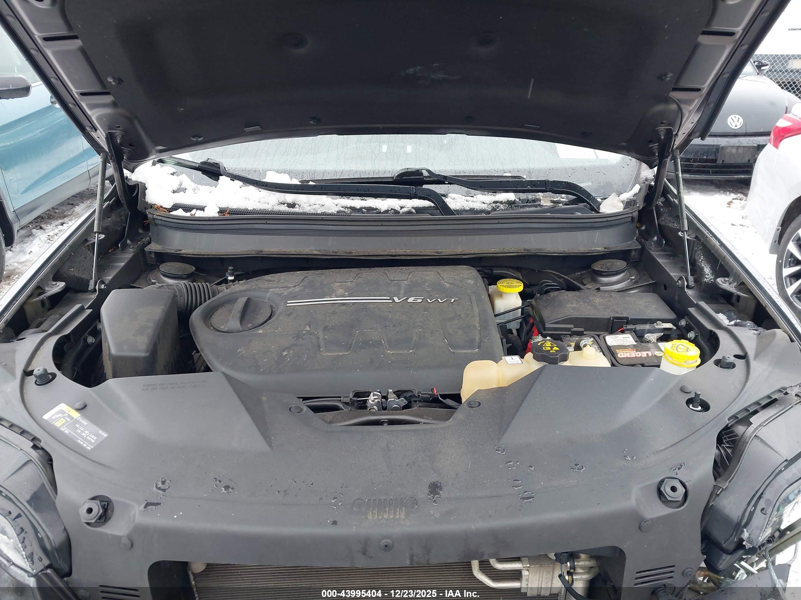 JEEP CHEROKEE image 10
