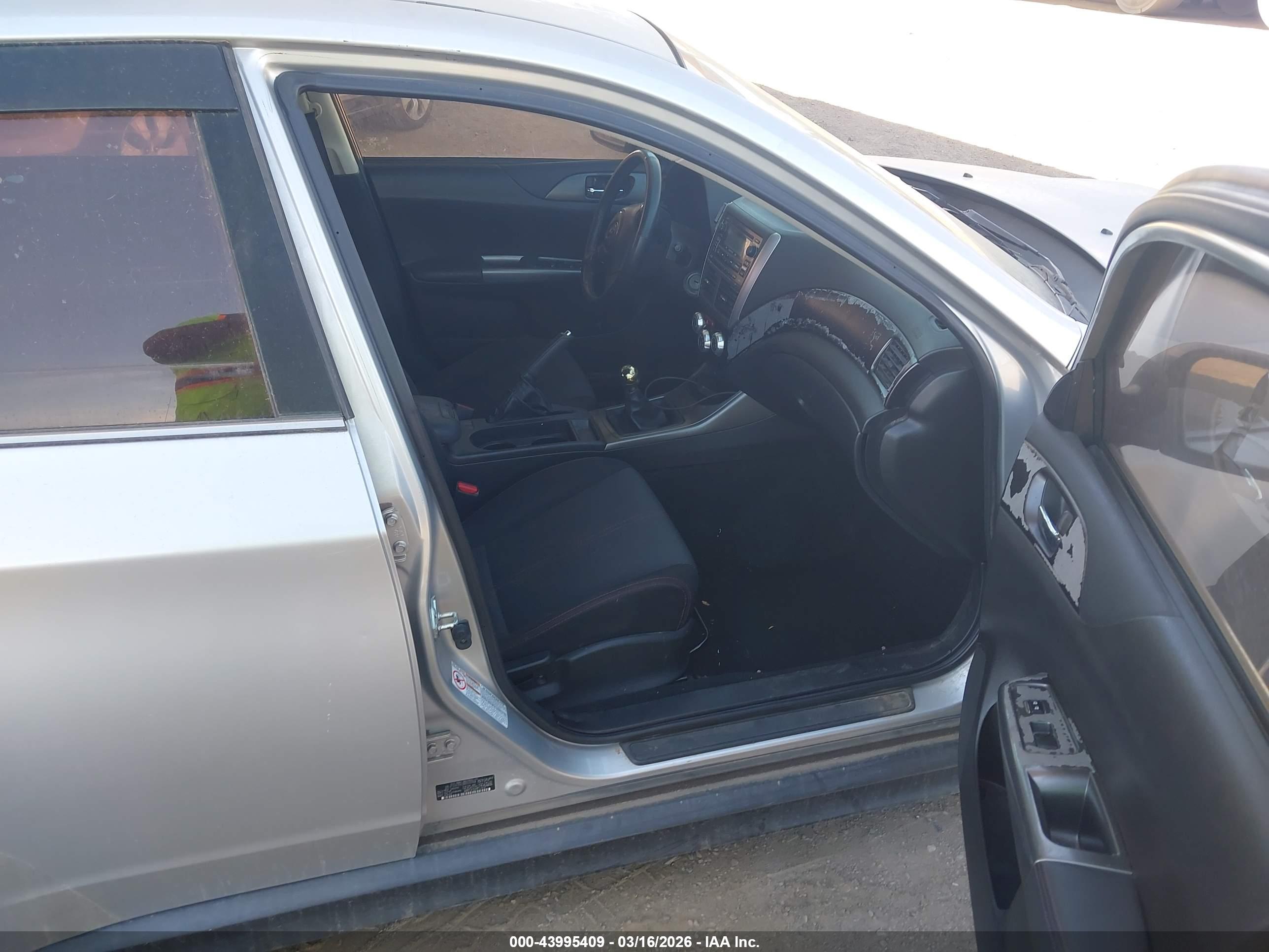 SUBARU IMPREZA image 5