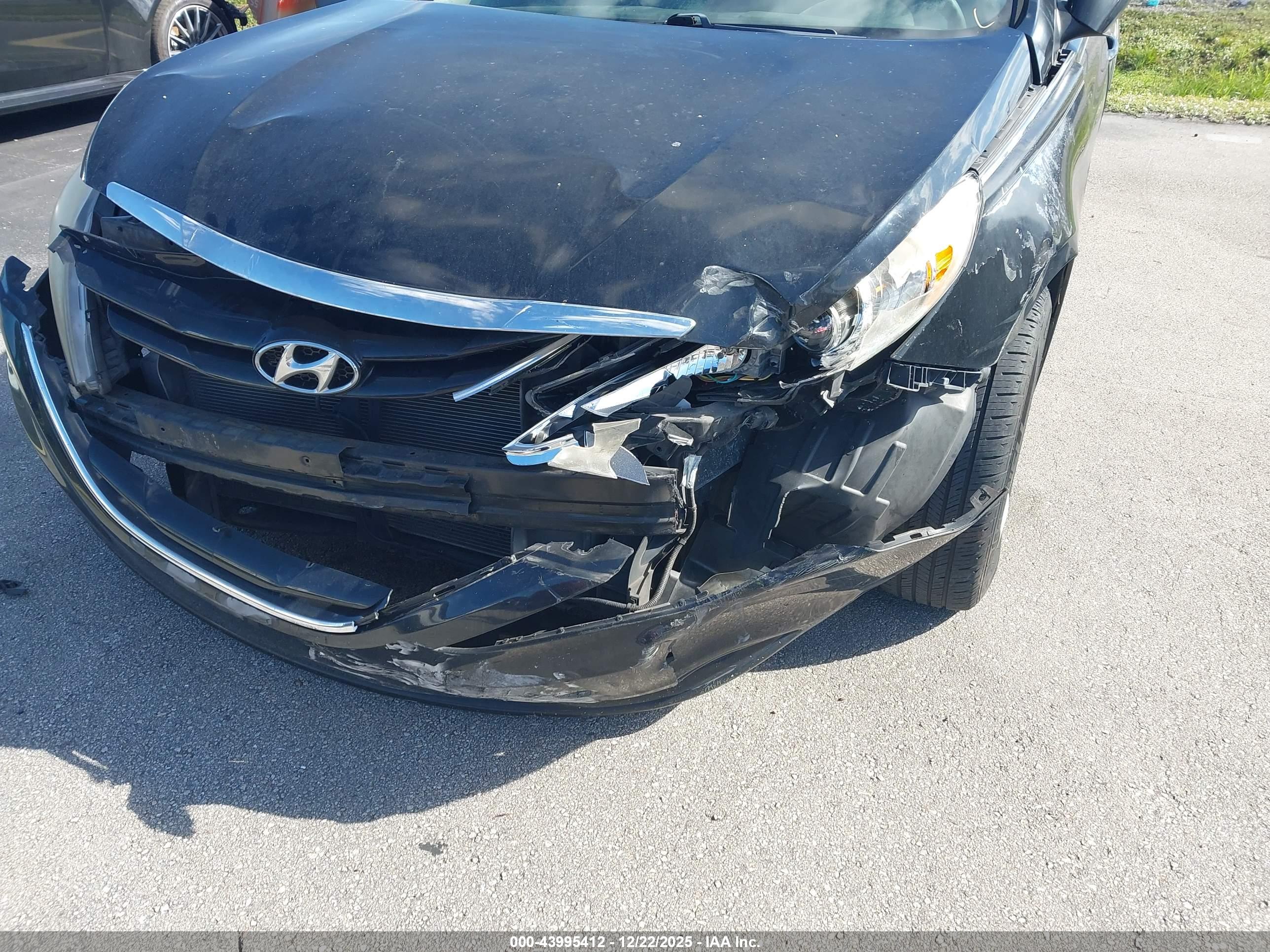 HYUNDAI SONATA image 6
