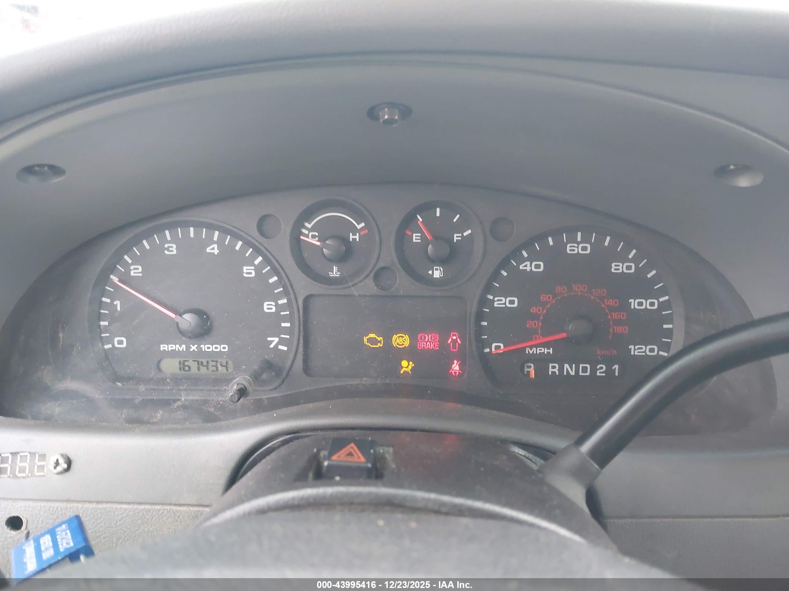 FORD RANGER image 7