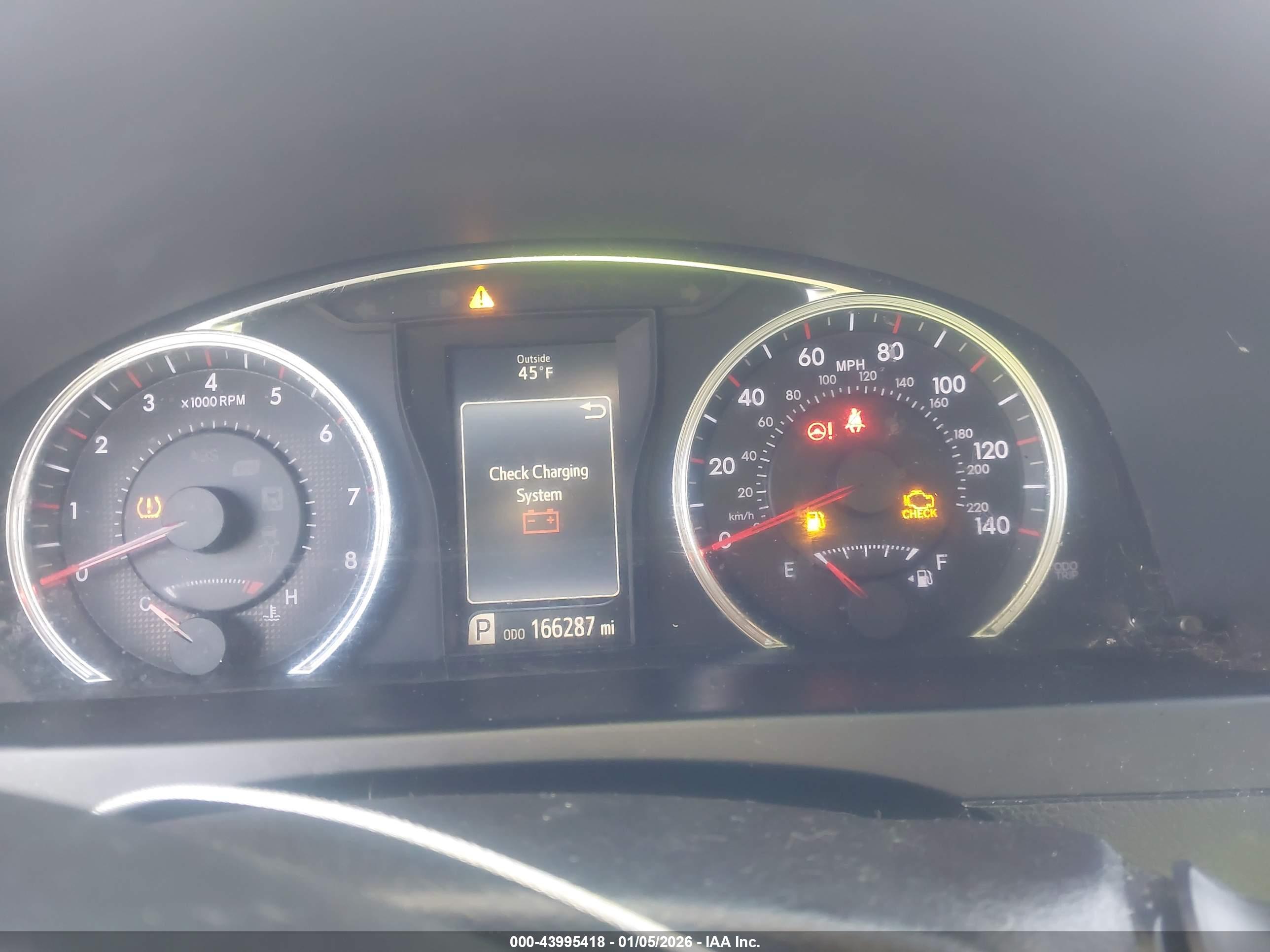 TOYOTA CAMRY image 7