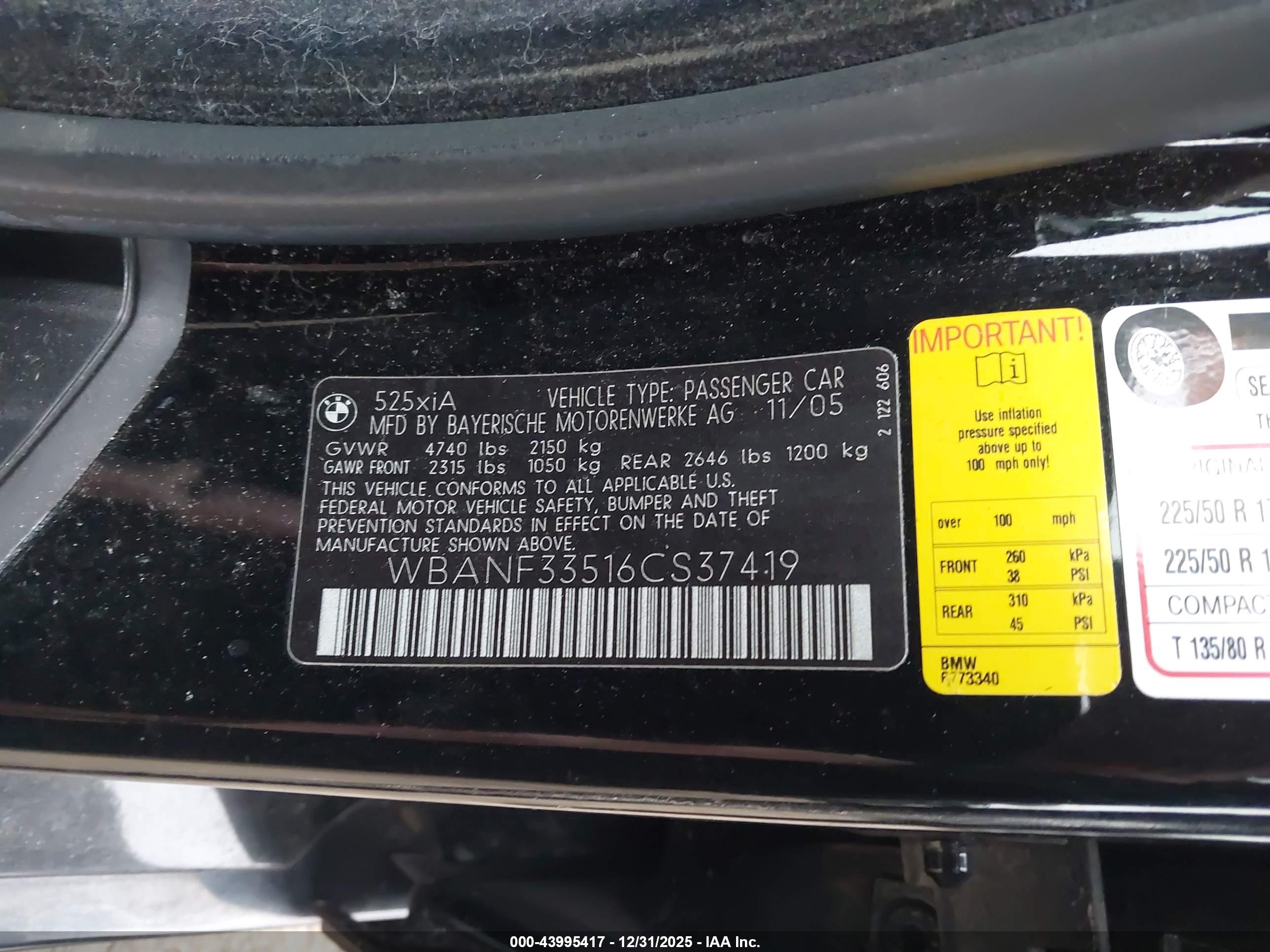 BMW 525XI image 9