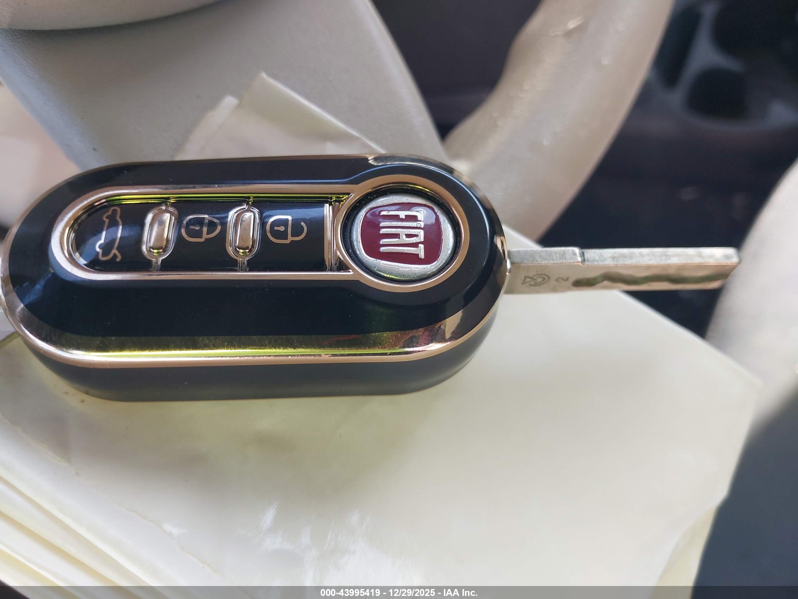 FIAT 500 image 11