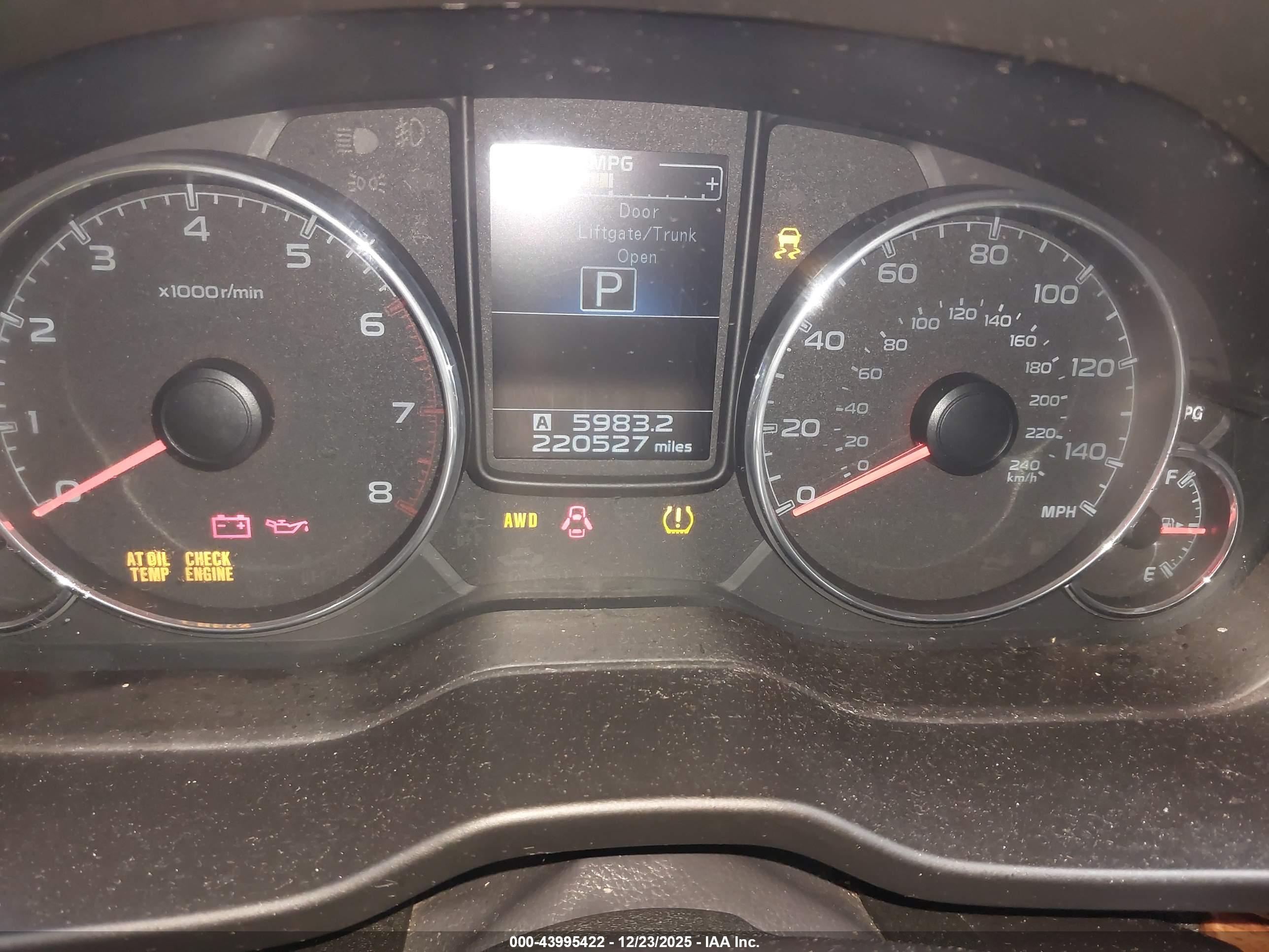 SUBARU OUTBACK image 7