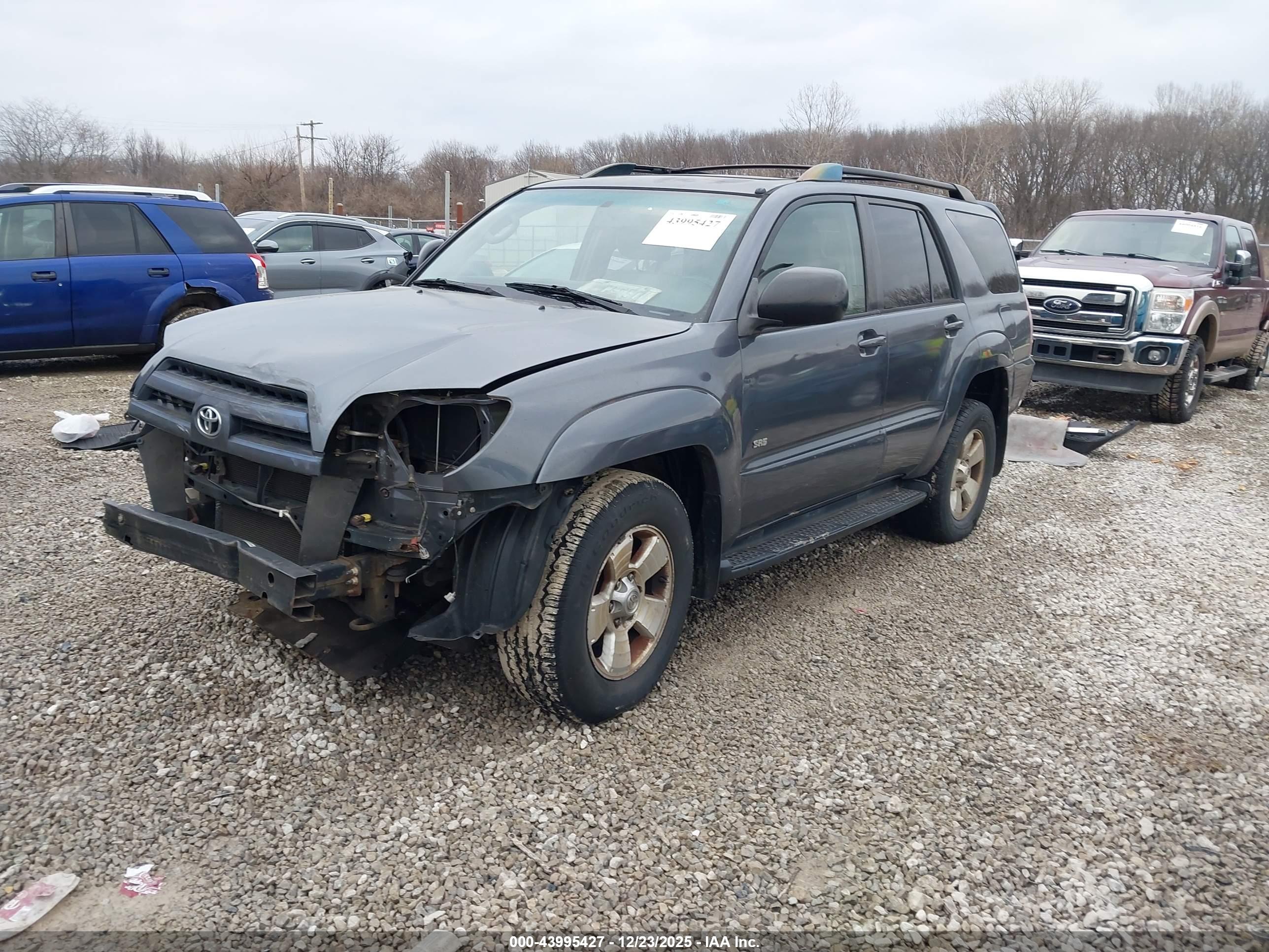 TOYOTA 4RUNNER image 2