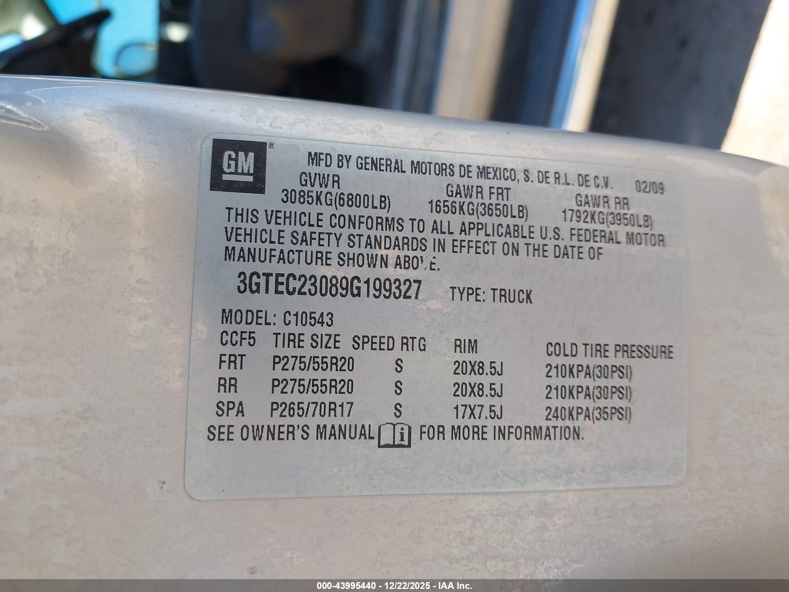 GMC SIERRA image 9
