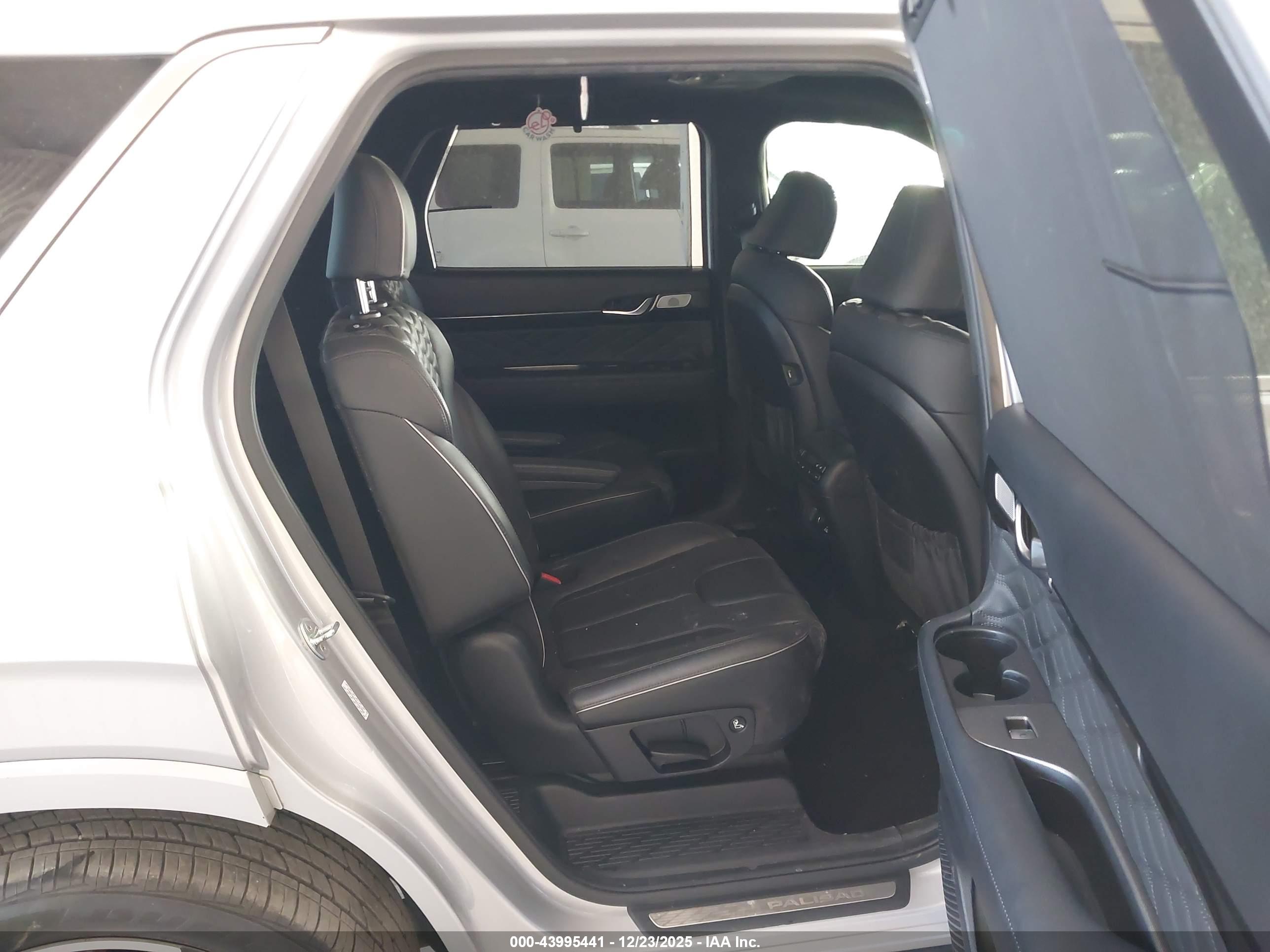 HYUNDAI PALISADE image 8