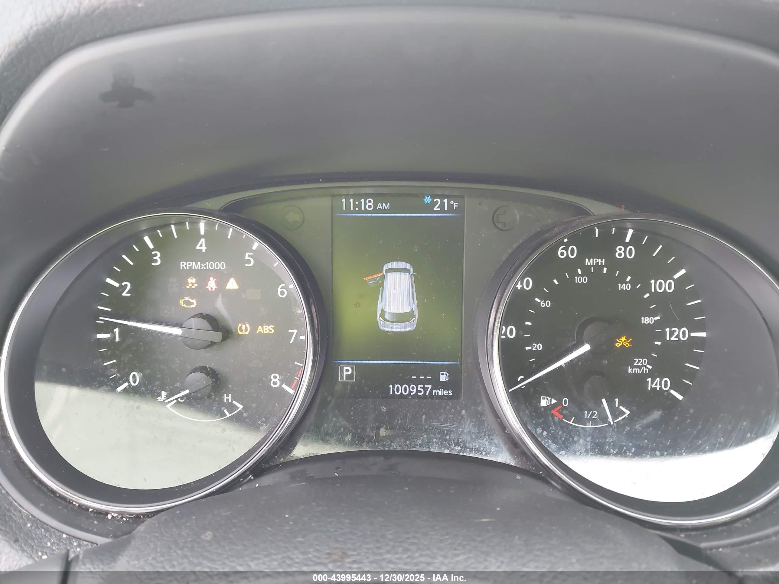 NISSAN ROGUE image 7