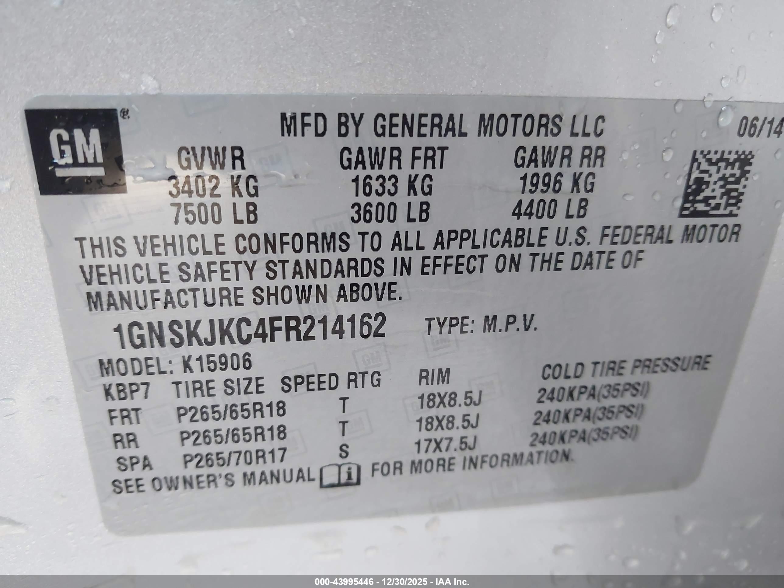 CHEVROLET SUBURBAN image 9