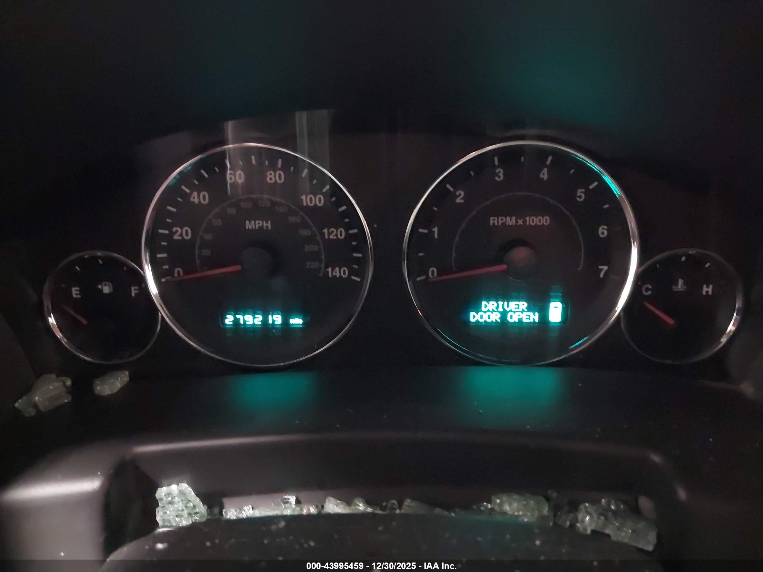 JEEP COMMANDER image 7