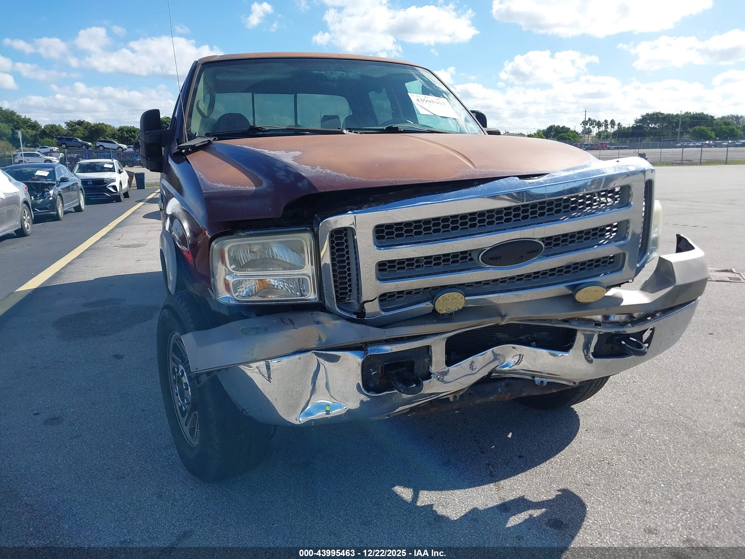 FORD F-350 image 6