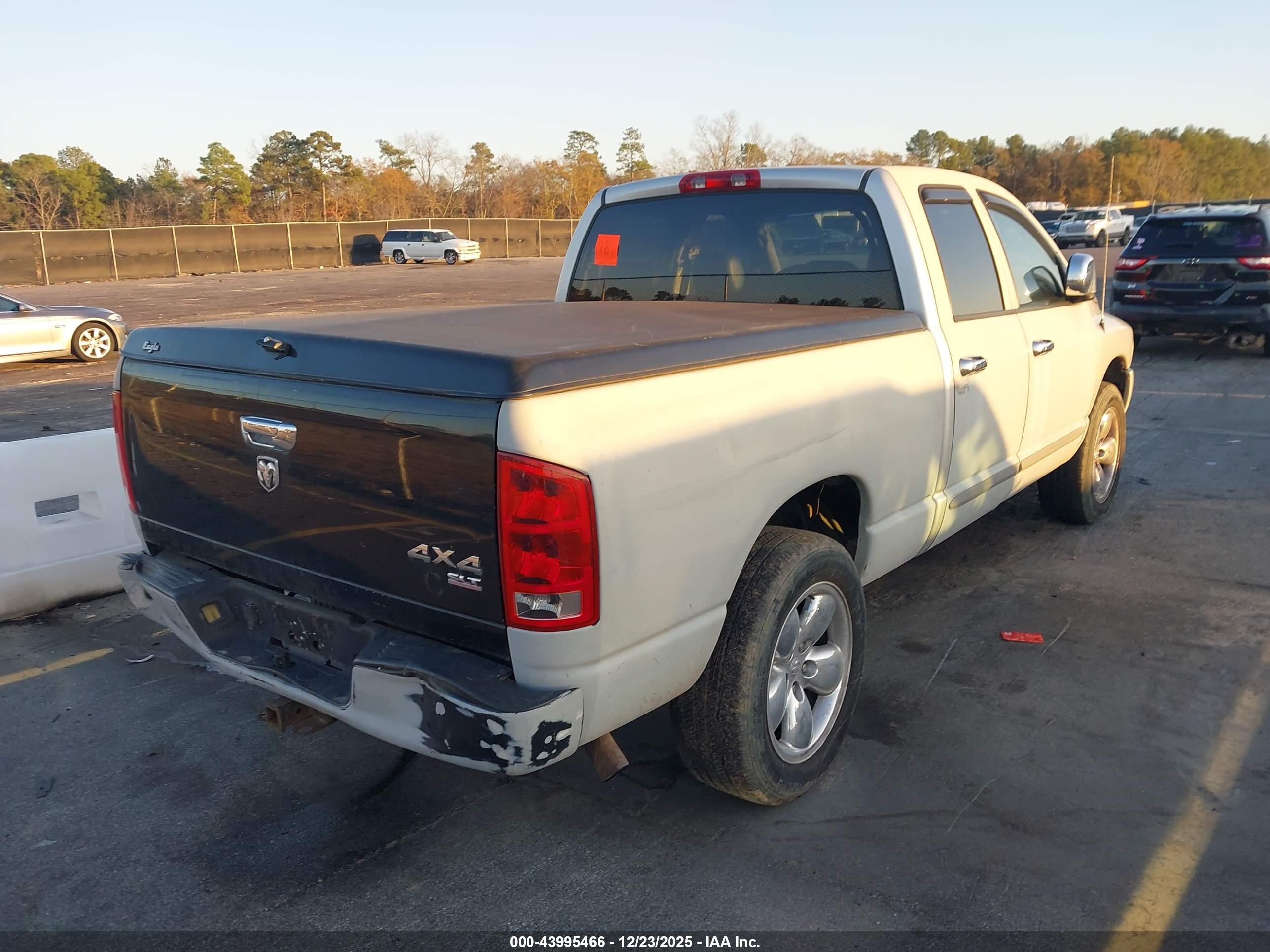 DODGE RAM image 4