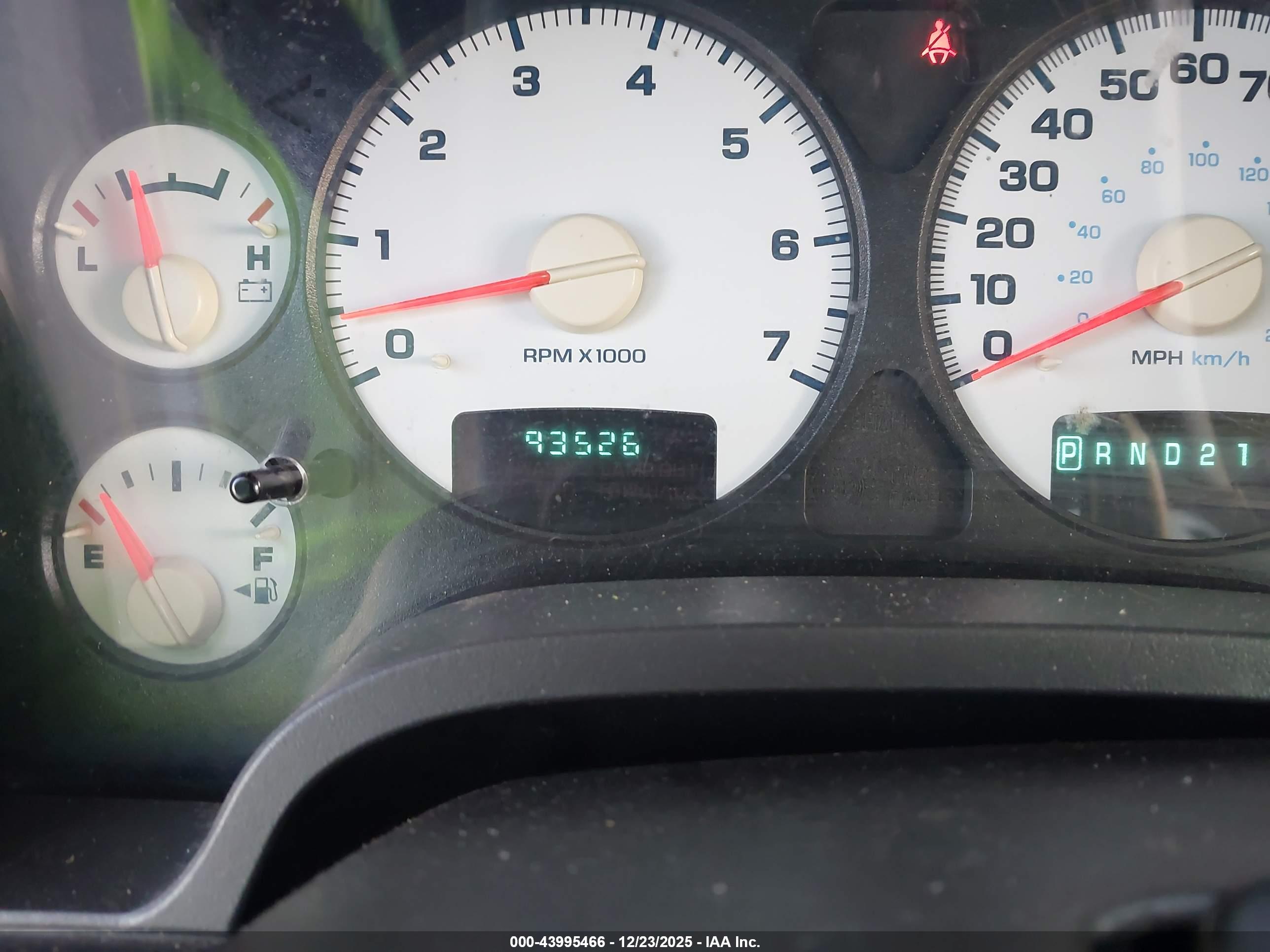 DODGE RAM image 7