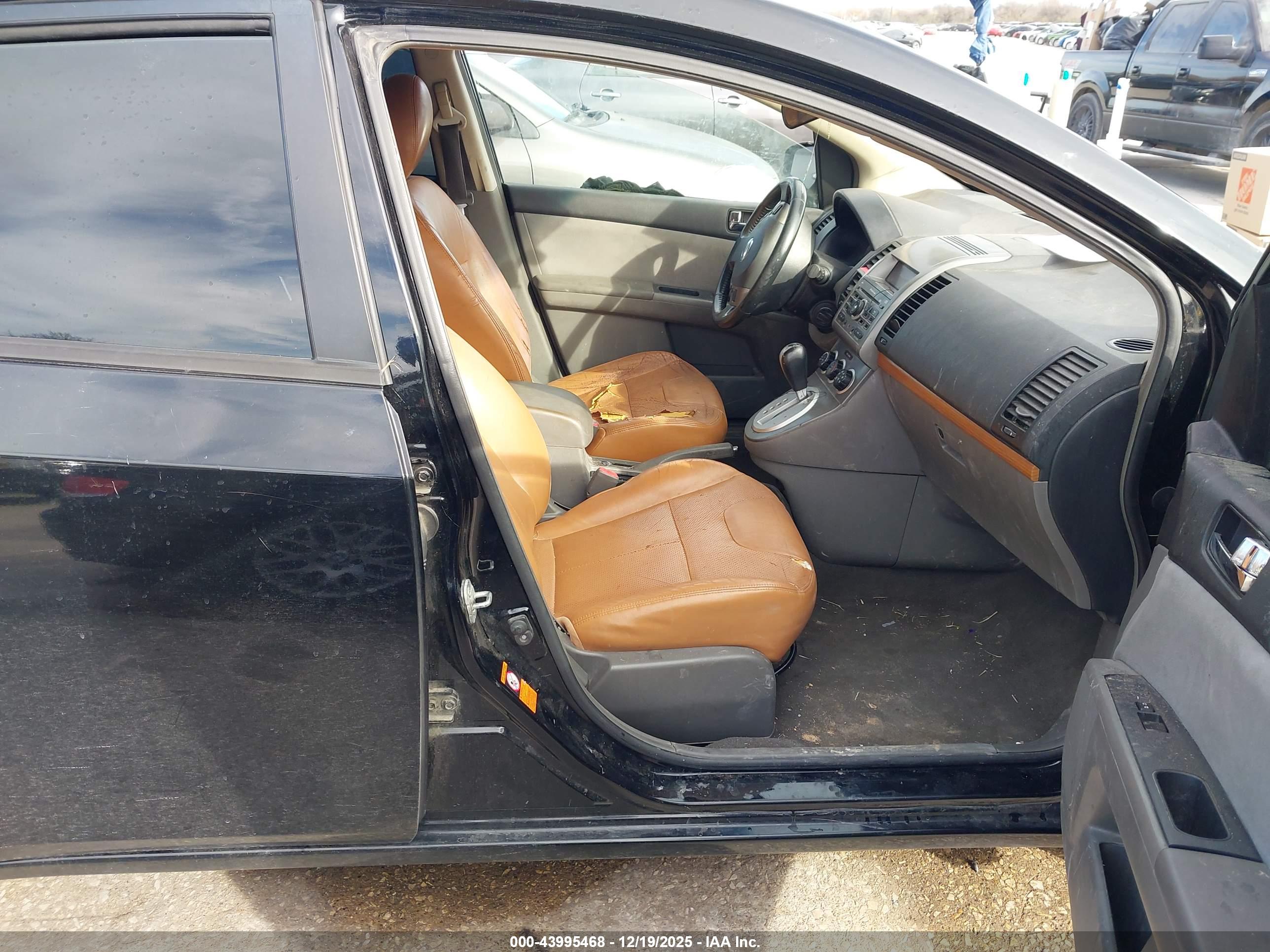 NISSAN SENTRA image 5