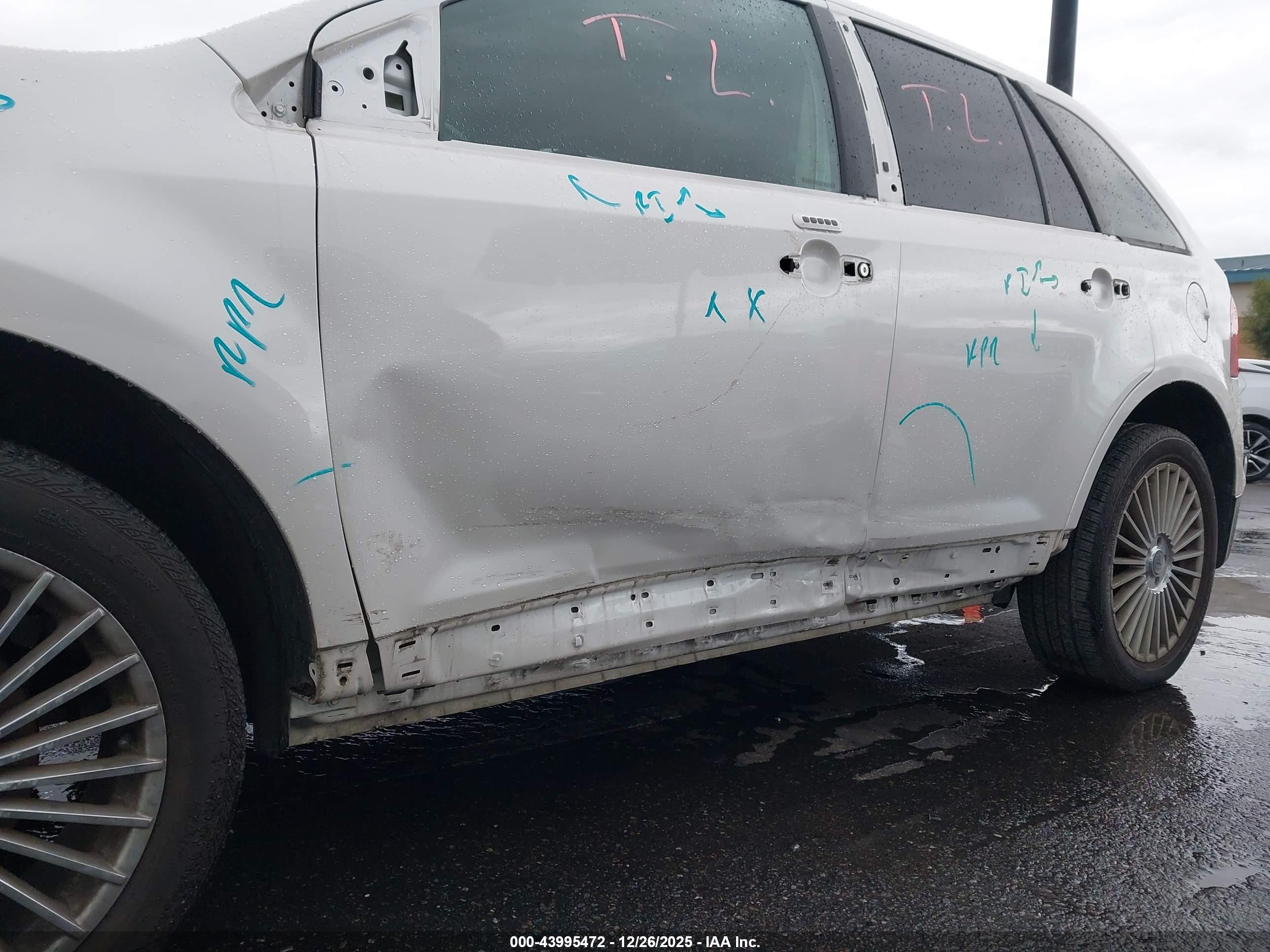 FORD EDGE image 6