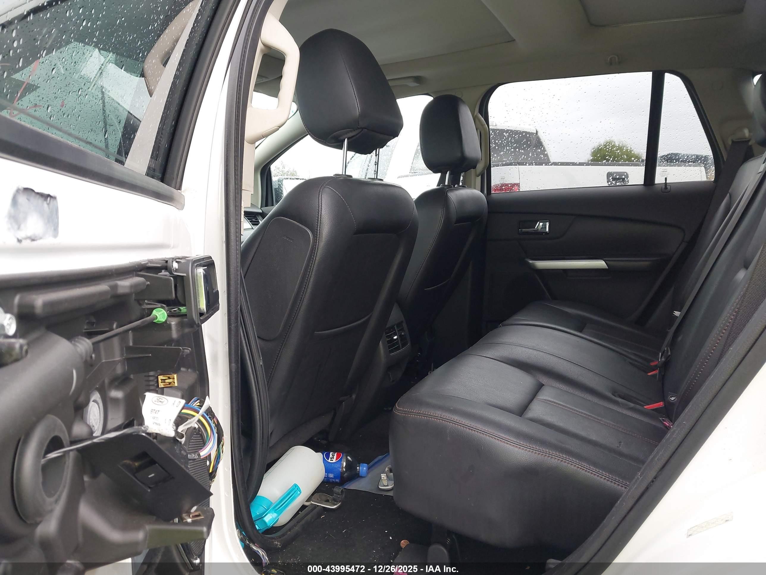 FORD EDGE image 8