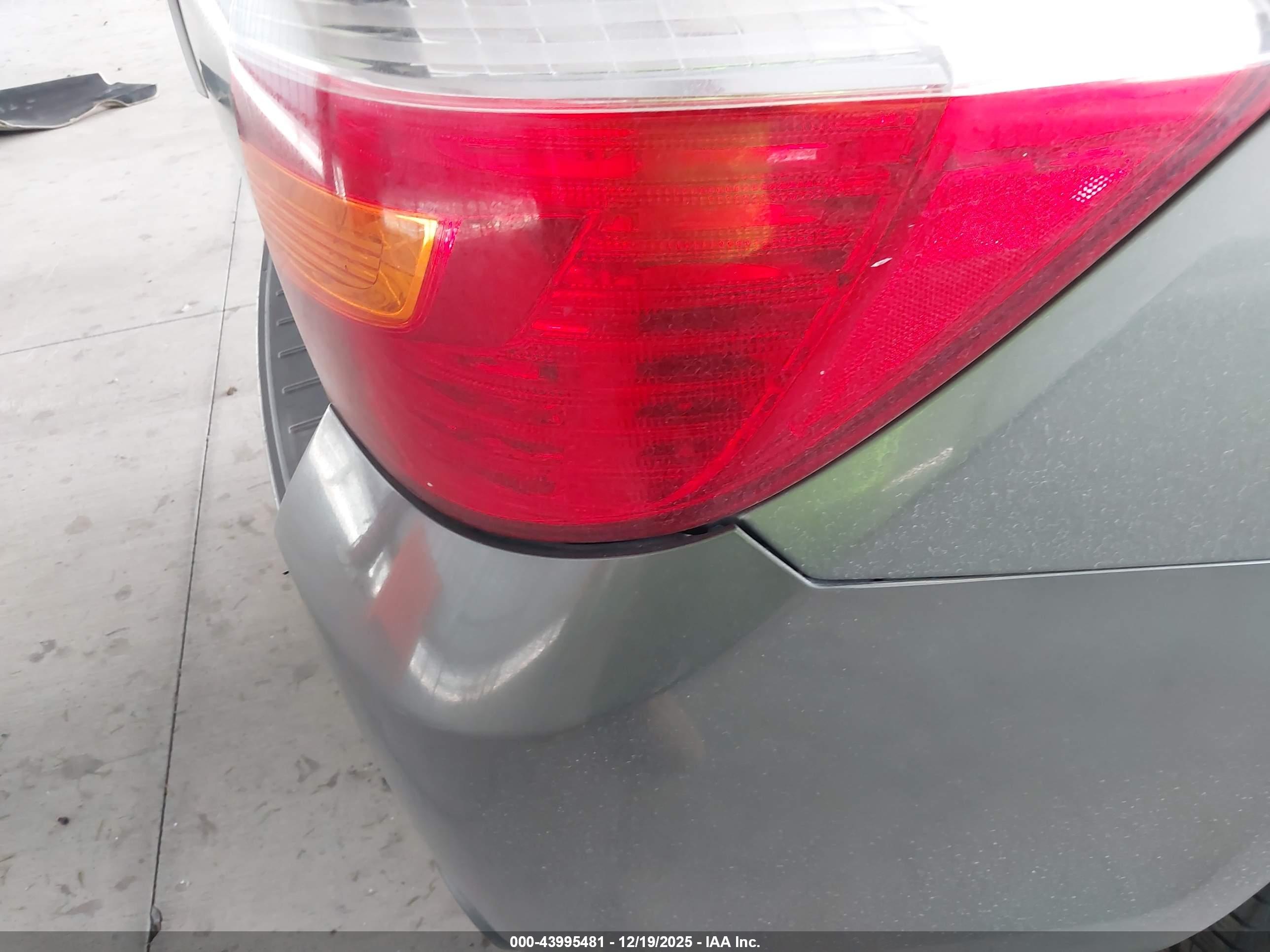 TOYOTA HIGHLANDER image 6