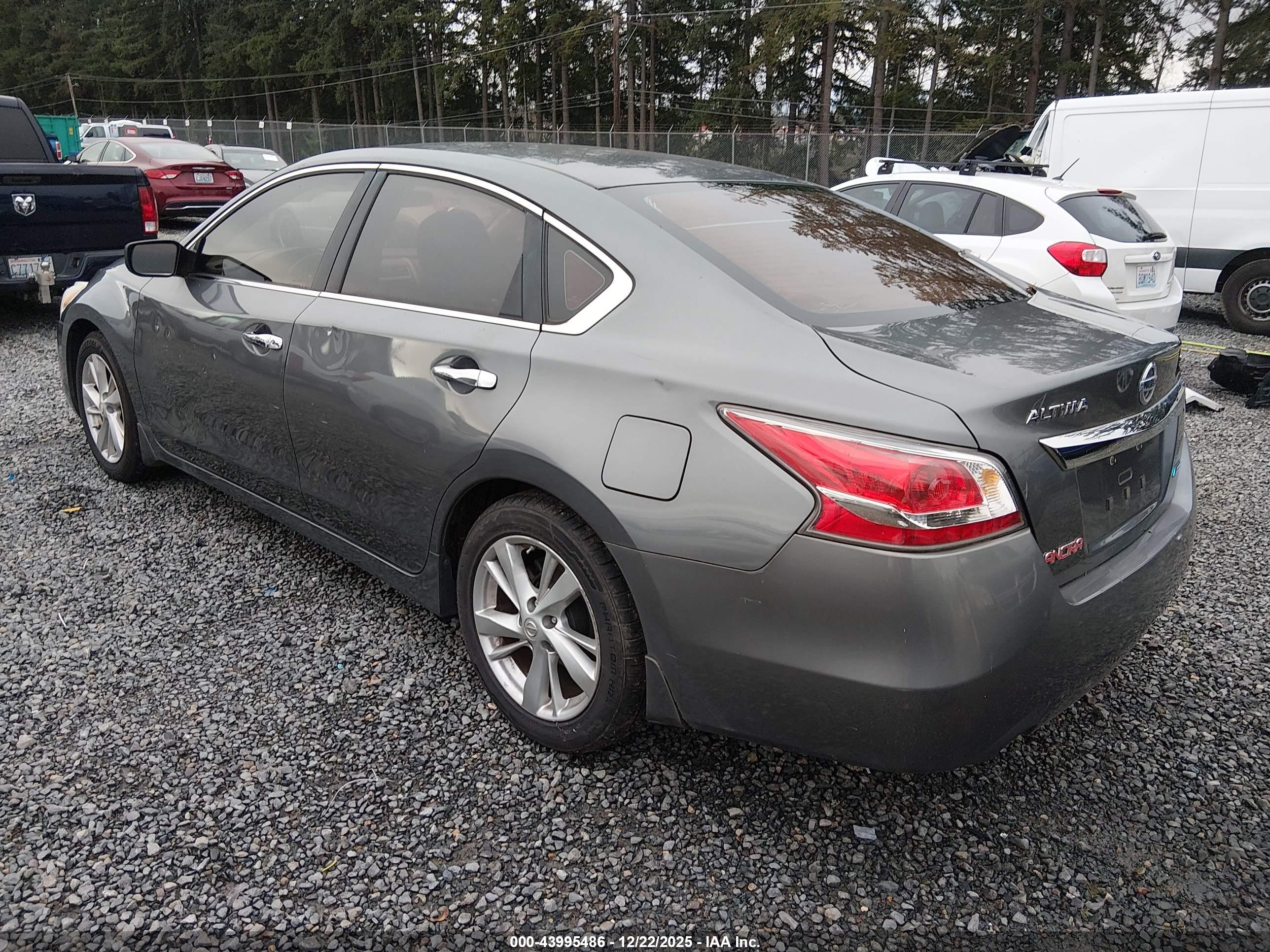NISSAN ALTIMA image 3