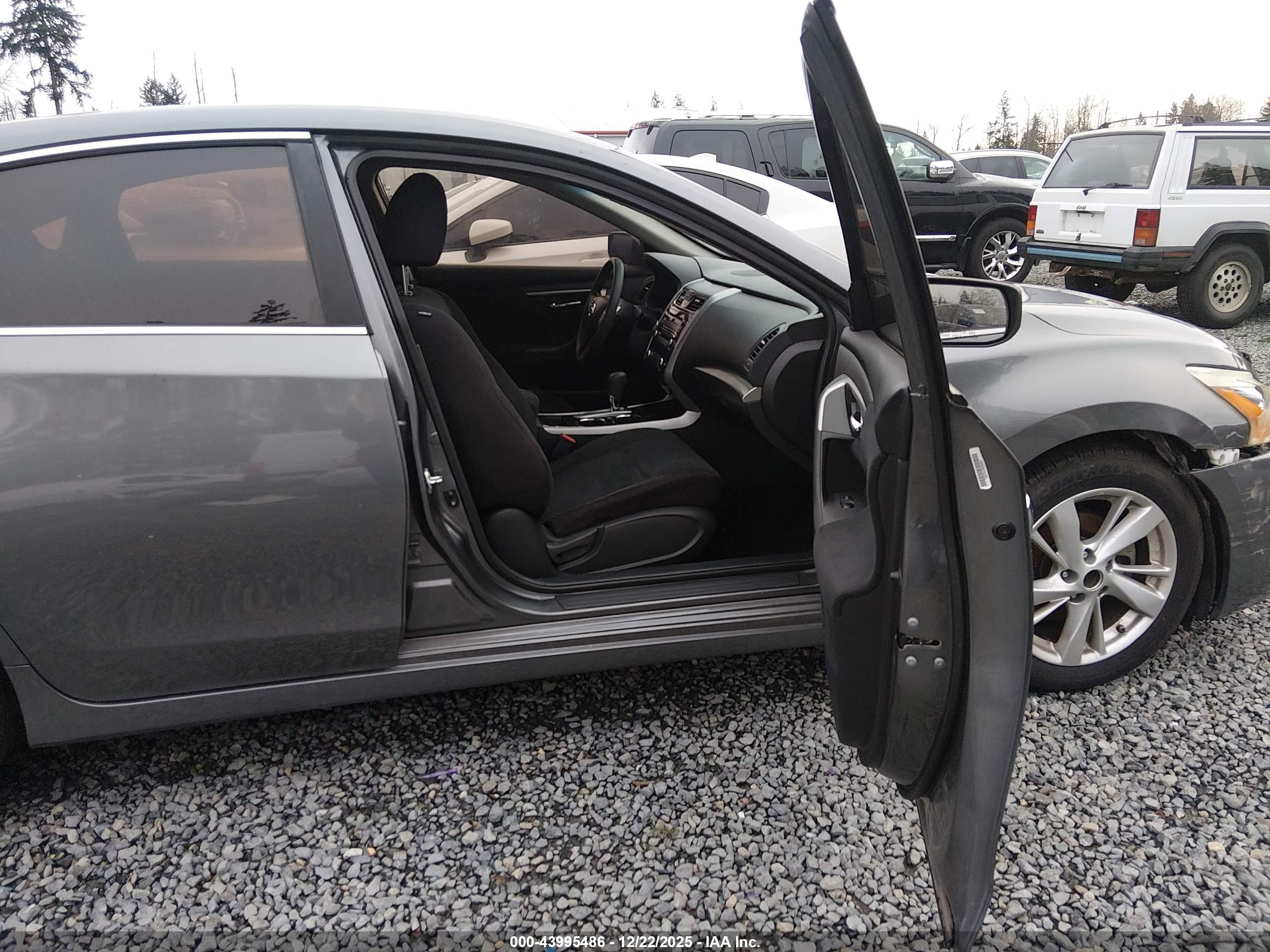 NISSAN ALTIMA image 5