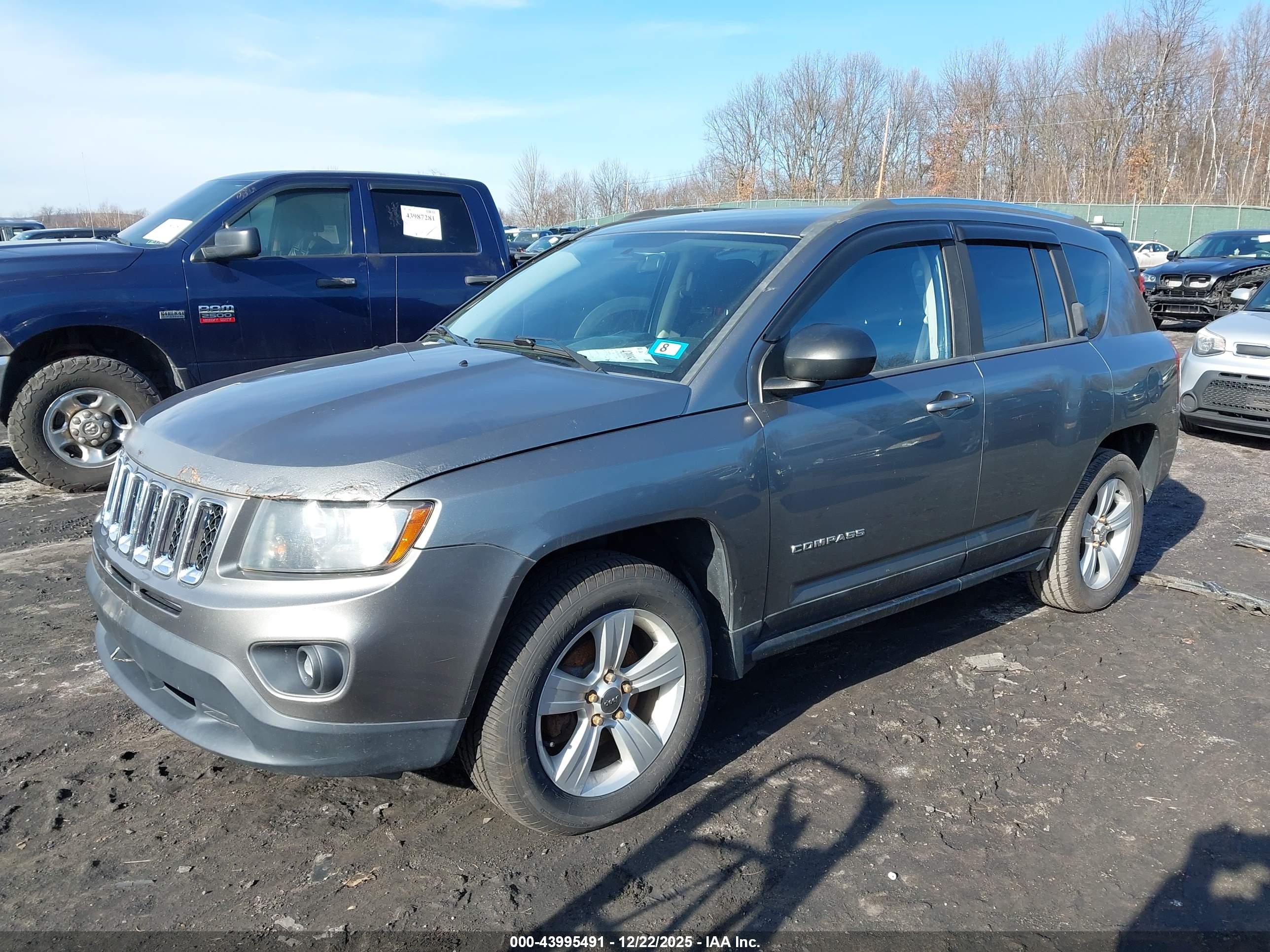 JEEP COMPASS image 2